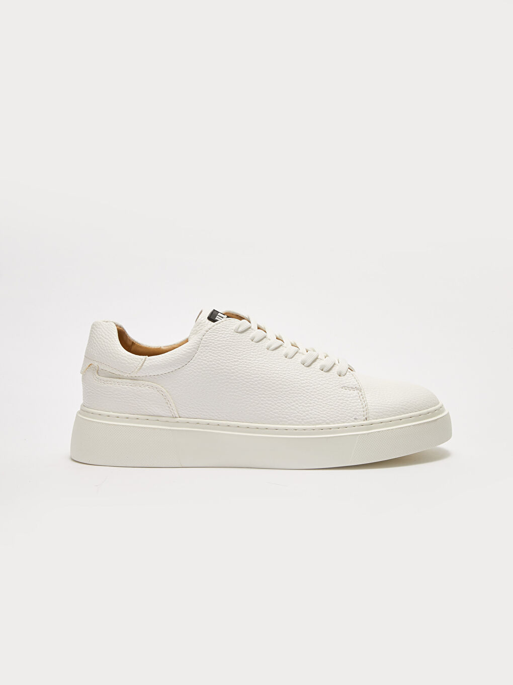 Beyaz Deri Görünümlü Bağcıklı Erkek Spor Ayakkabı-1