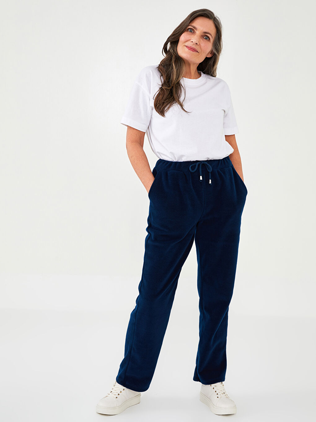 Pantaloni de trening din polar cu talie elastică și buzunare plate detaliate pentru Femei-1