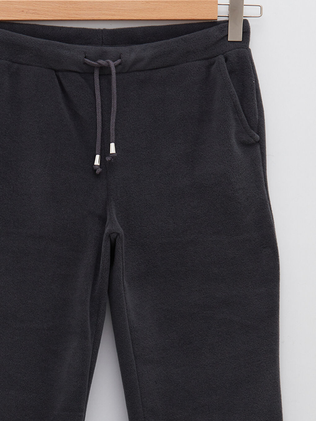 Спортивные штаны из флиса с эластичной талией и плоскими карманами для женщин-8