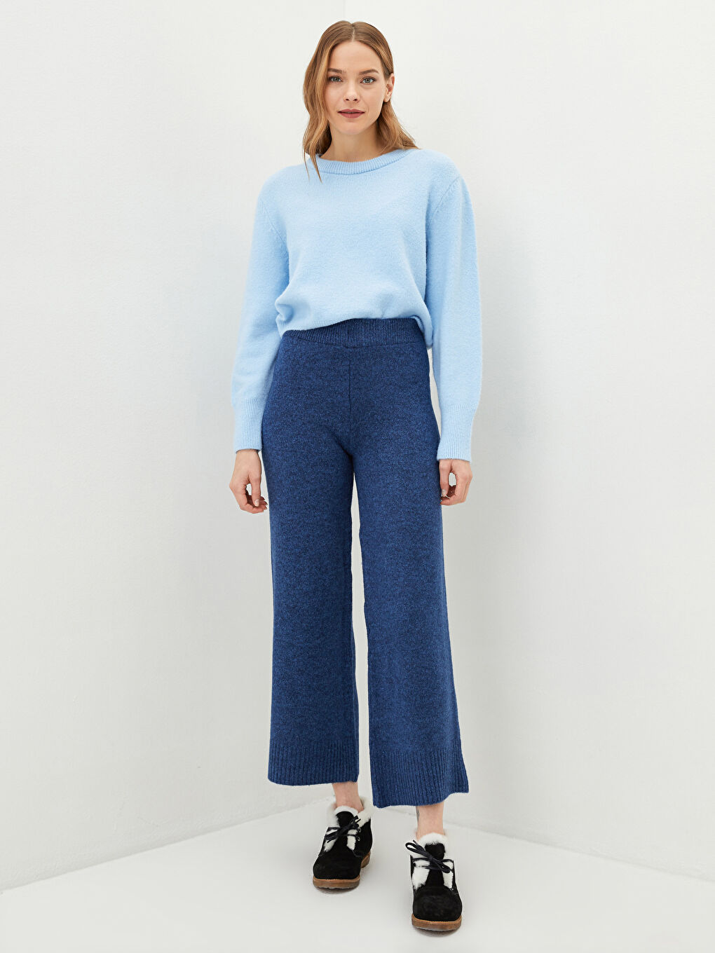 Women's Elasticated Waist Plain Knitwear Trousers