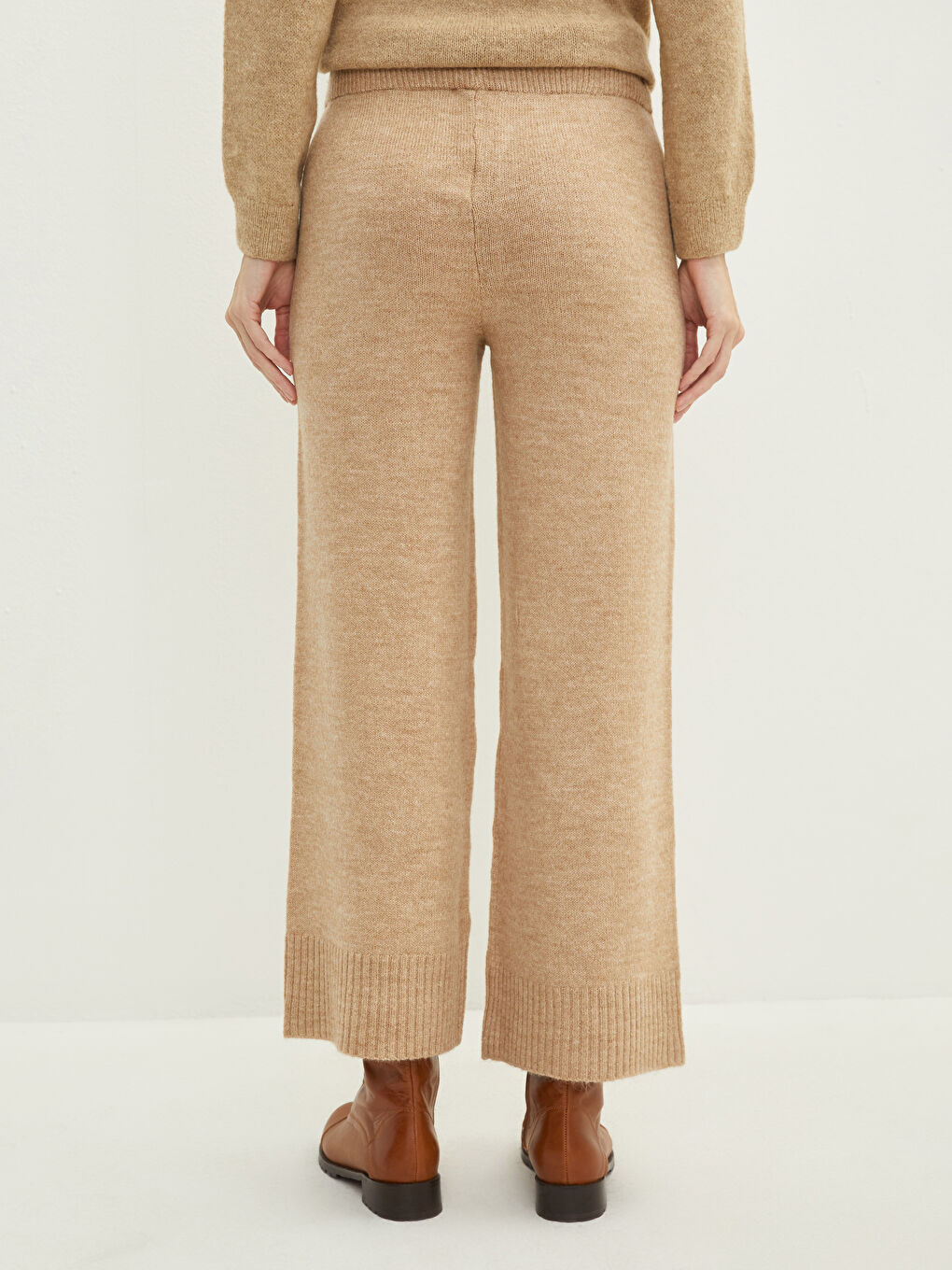 Women's Elasticated Waist Plain Knitwear Trousers-4