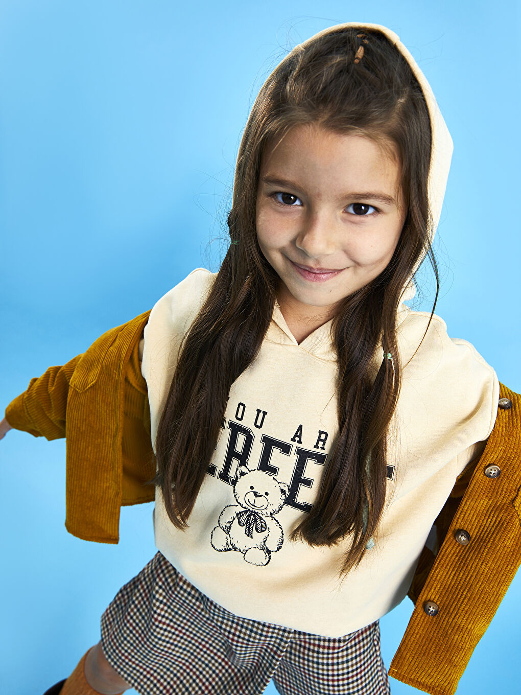 Bej Kapüşonlu Baskılı Uzun Kollu Kız Çocuk Sweatshirt