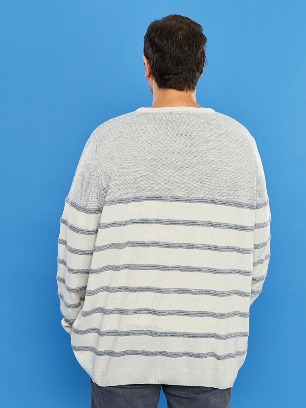 Crew Neck Long Sleeve Striped Men's Knitwear Sweater-5
