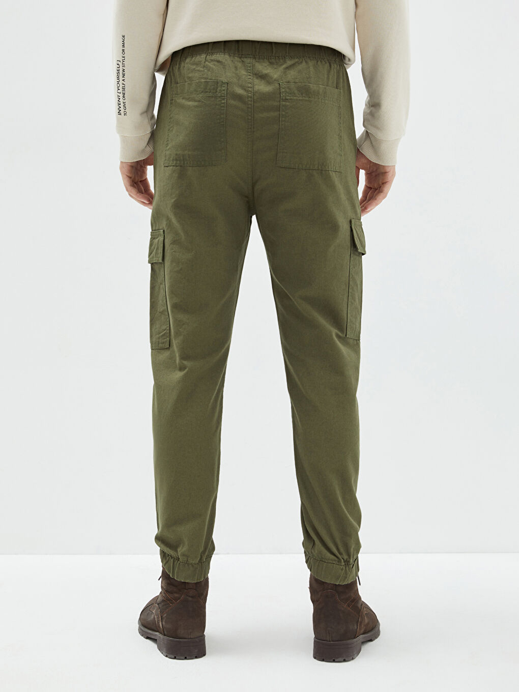 Standard Fit Men's Cargo Trousers-4