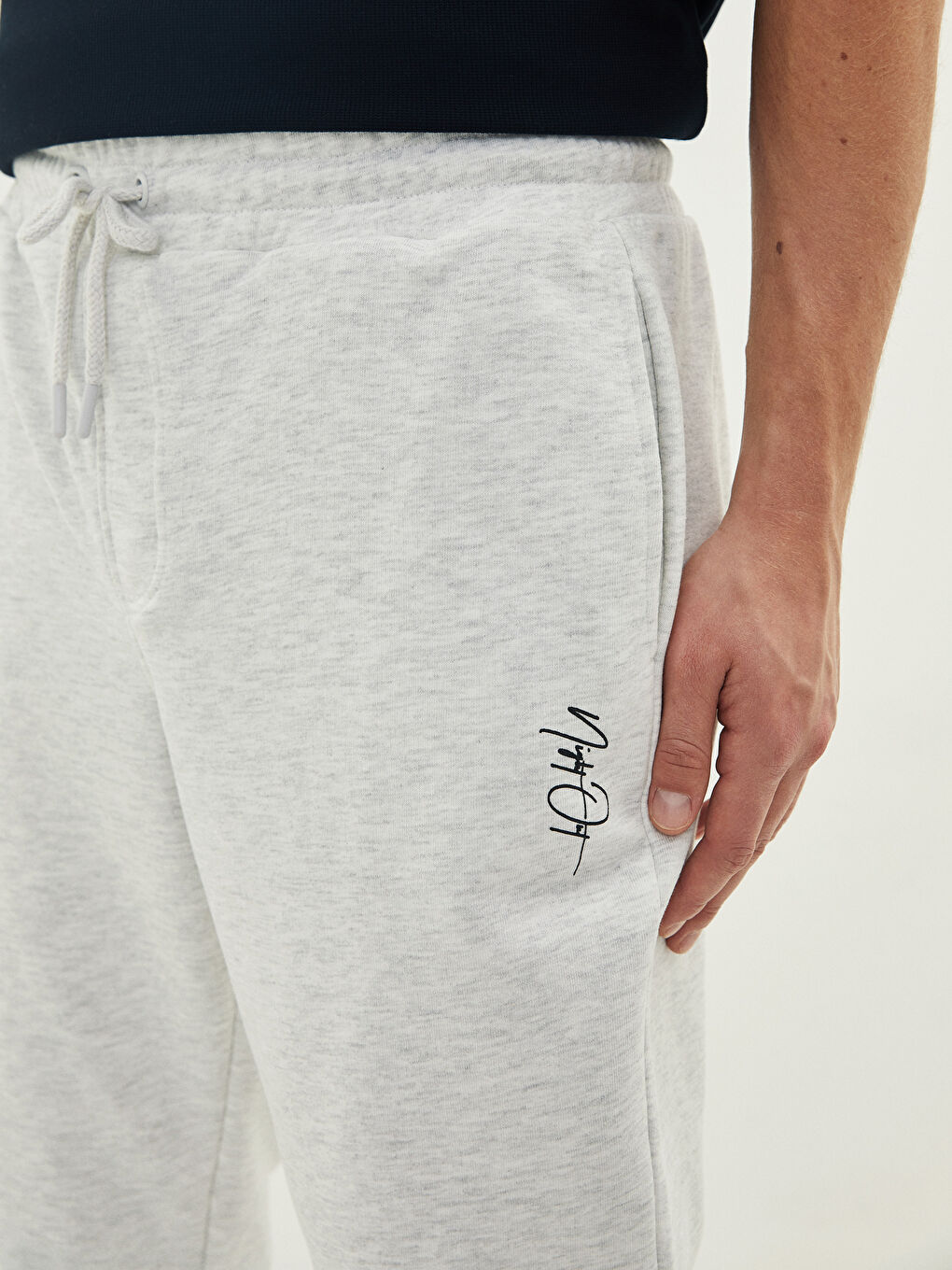 Beyaz Slim Fit Erkek Jogger Eşofman Altı-4