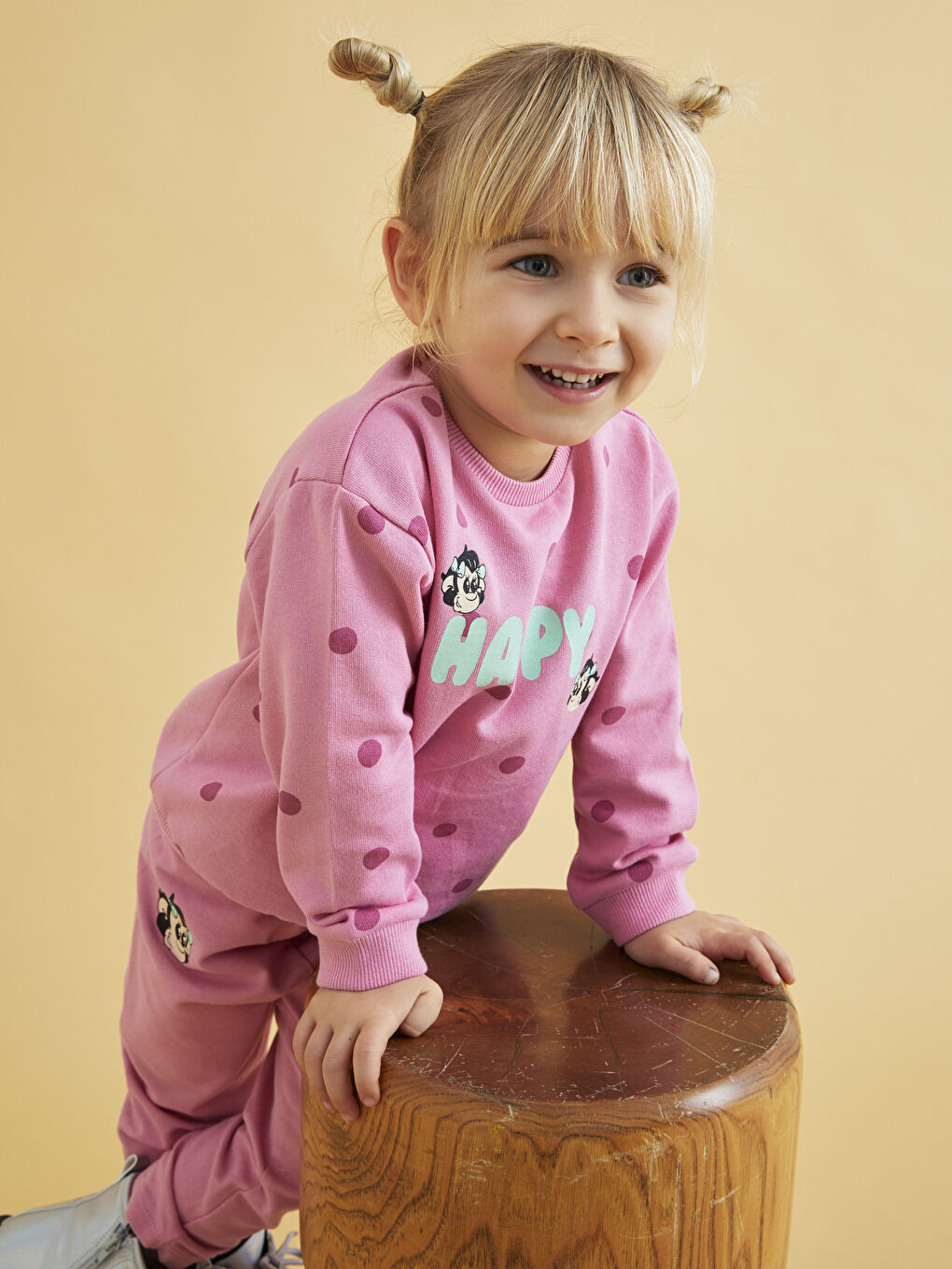 Pembe Bisiklet Yaka Uzun Kollu Nostaljik Maymun Baskılı Pamuklu Kız Bebek Sweatshirt ve Pantolon 2'li Takım-3