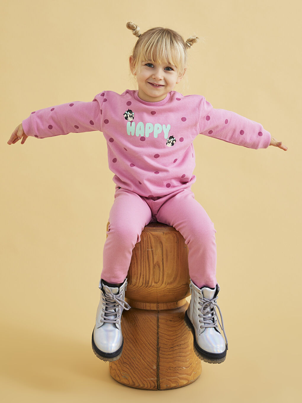 Pembe Bisiklet Yaka Uzun Kollu Nostaljik Maymun Baskılı Pamuklu Kız Bebek Sweatshirt ve Pantolon 2'li Takım-1