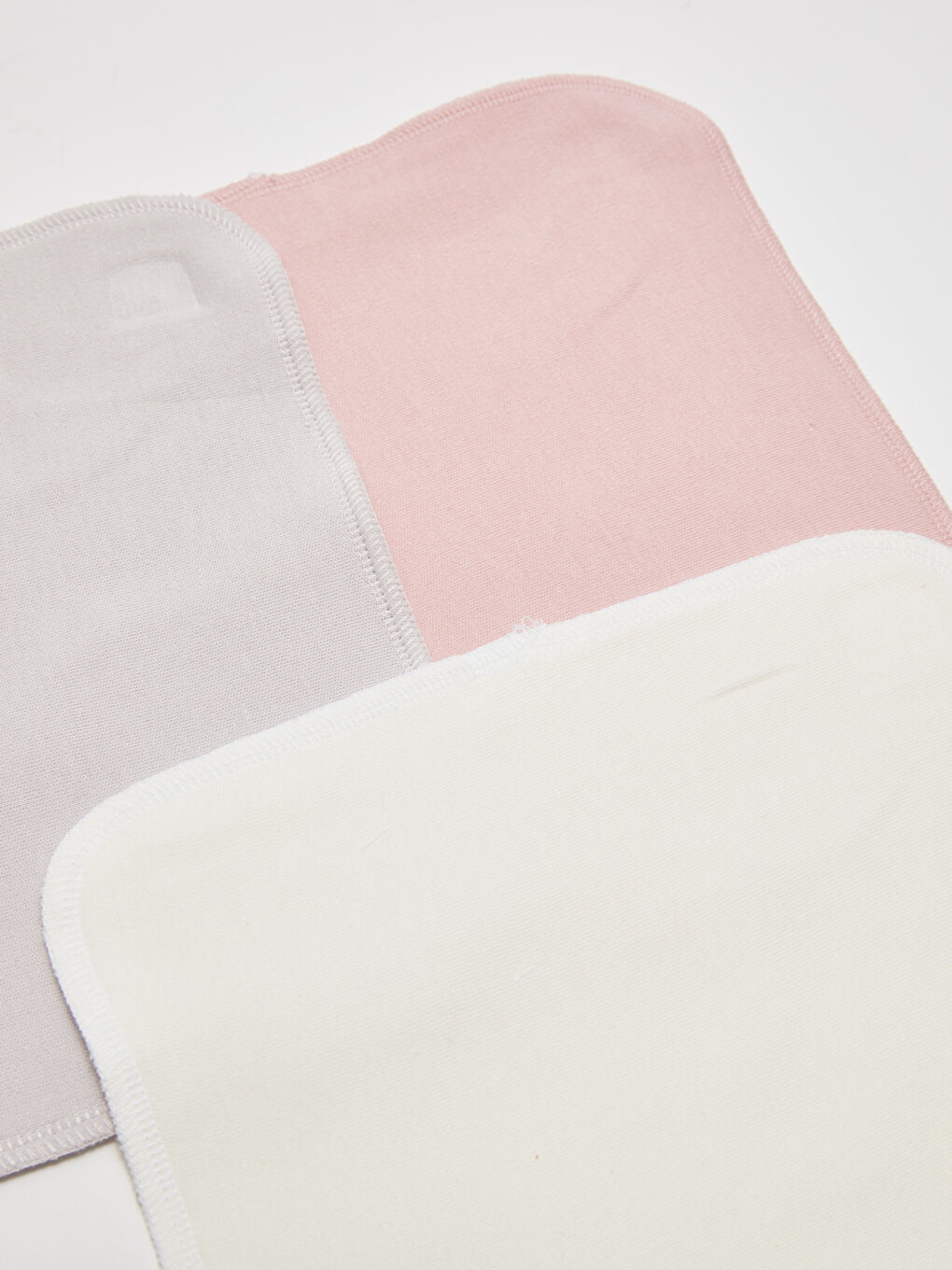 Basic Cotton Baby Girl Mouth Wipes 3 Pieces-1