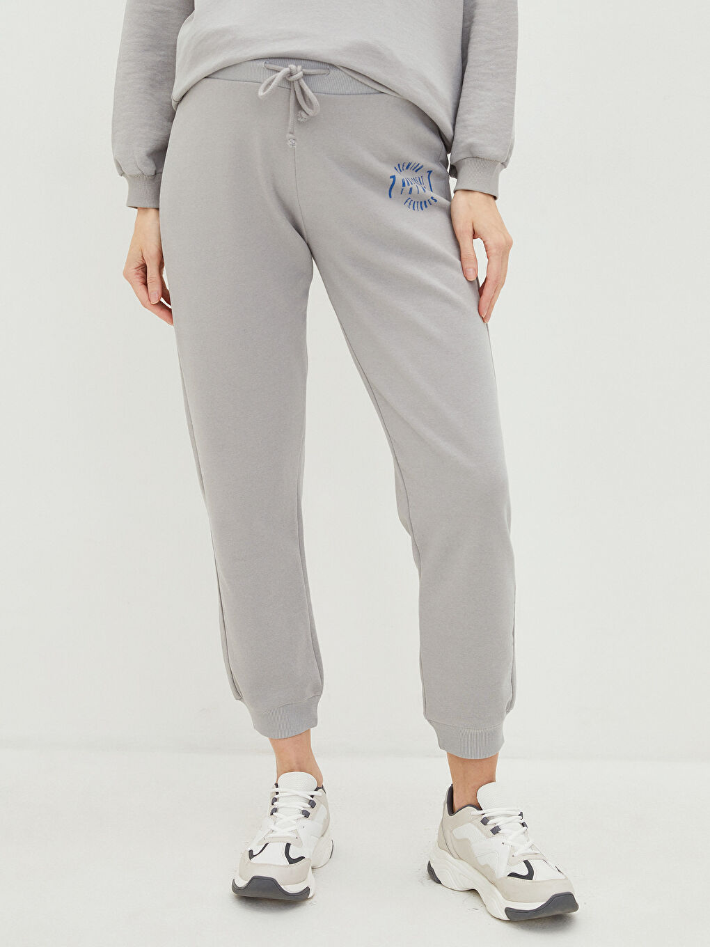 LCWAIKIKI Maternity Elastic Waist Printed Maternity Jogger Sweatpants -W1L278Z8-R10
