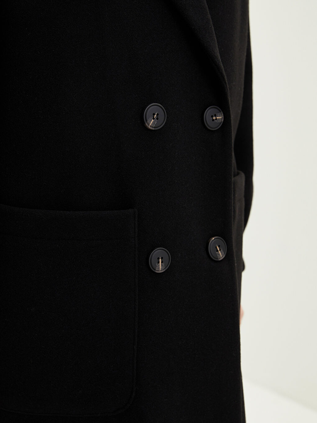 Siyah Ceket Yaka Cep Detaylı Uzun Kollu Kadın Kaşe Kaban-3