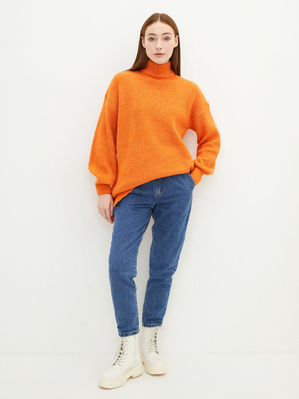 Джинсы Rodeo Женские Прямые С Карманами, Эластичной Талией и Удобной Посадкой