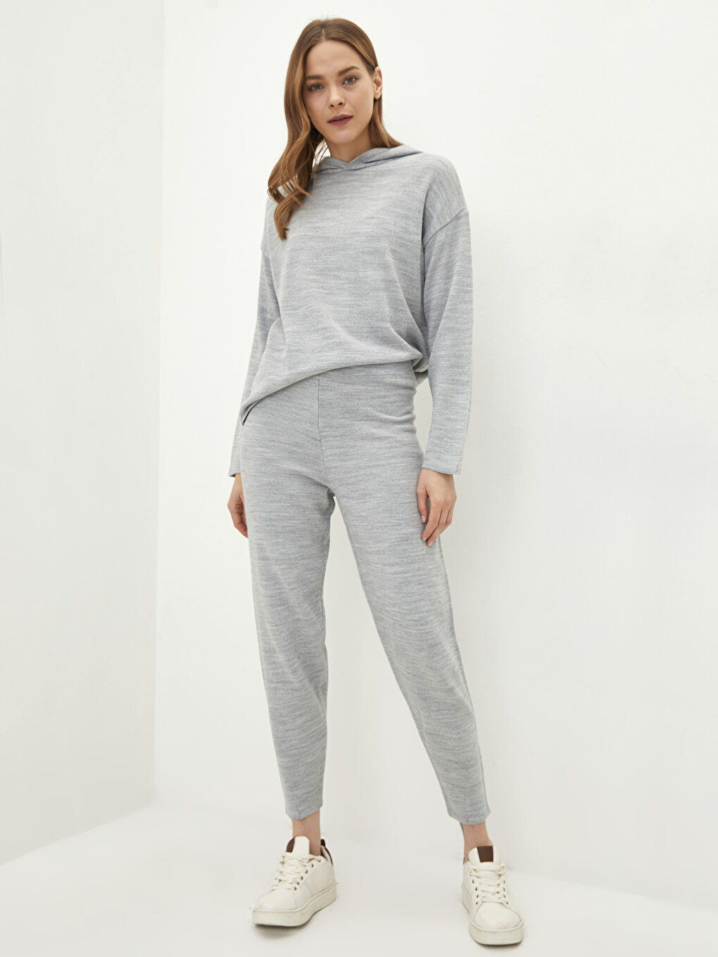 Gri Kadın Beli Lastikli Düz Triko Pantolon