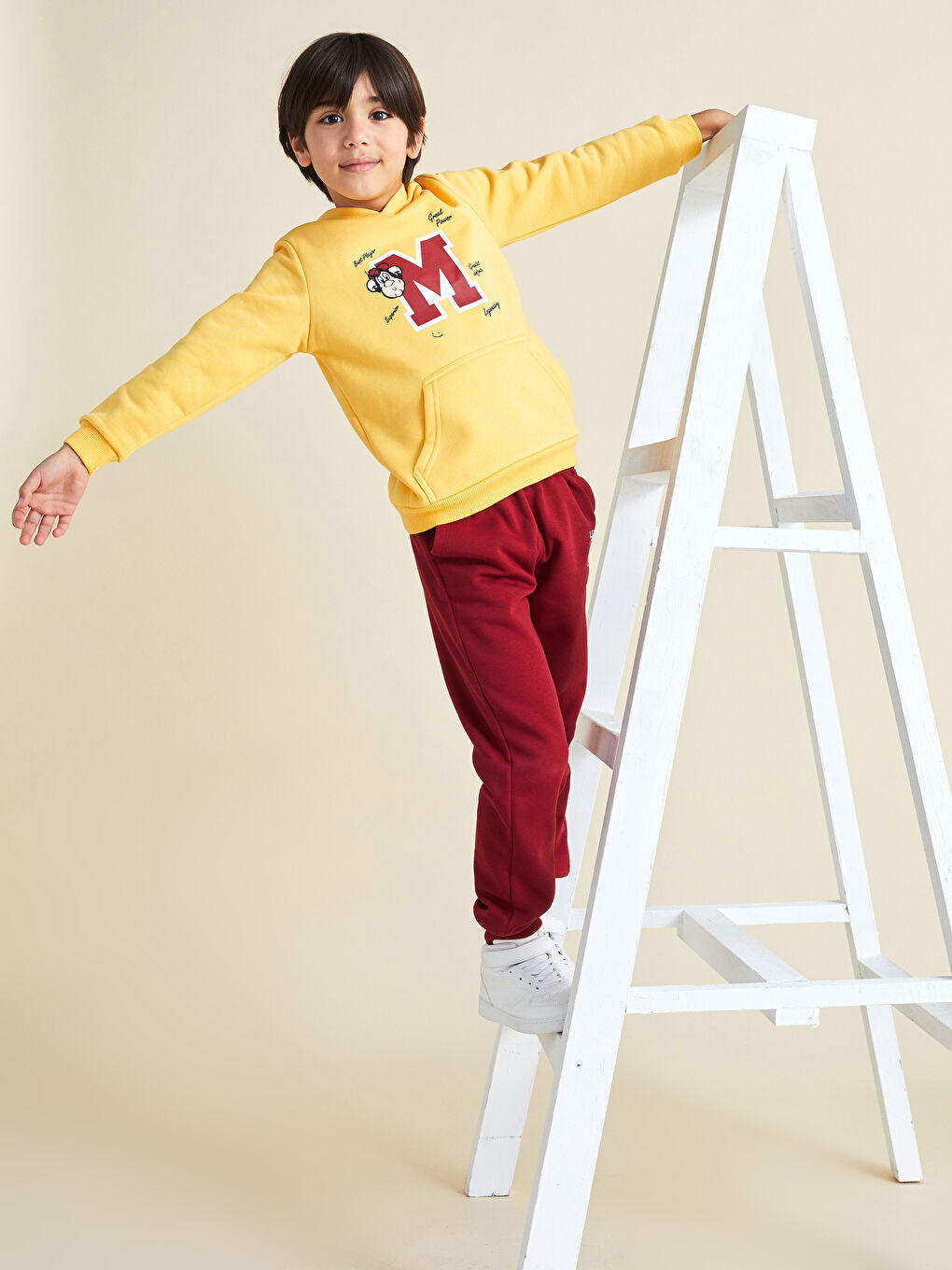 Sarı Kapüşonlu Nostaljik Maymun Baskılı Uzun Kollu Erkek Çocuk Sweatshirt-1