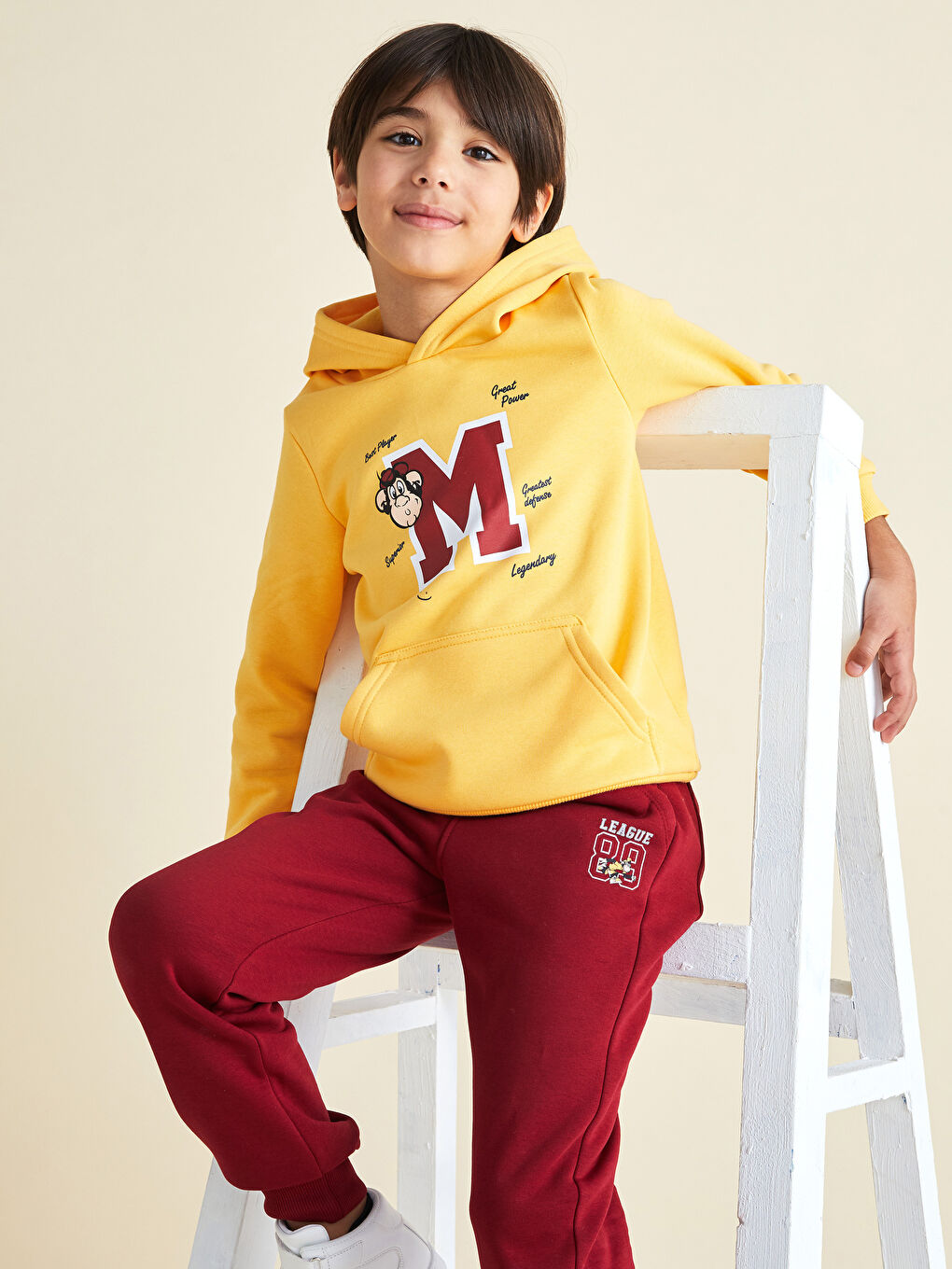 Sarı Kapüşonlu Nostaljik Maymun Baskılı Uzun Kollu Erkek Çocuk Sweatshirt-2