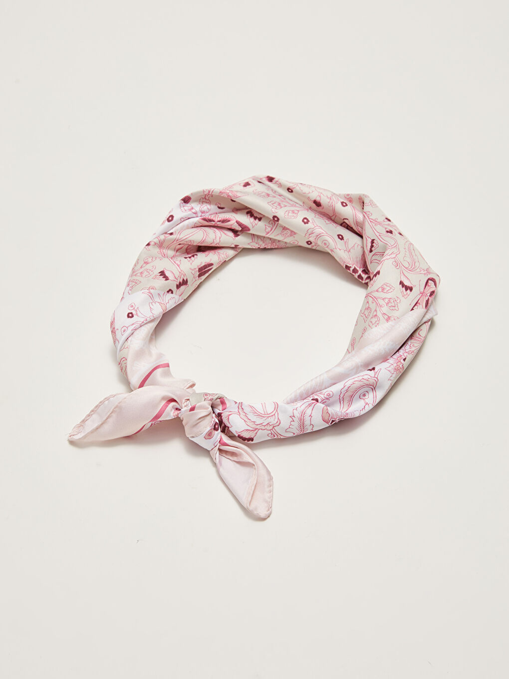 Pembe Çiçek Desenli Kadın Bandana-1