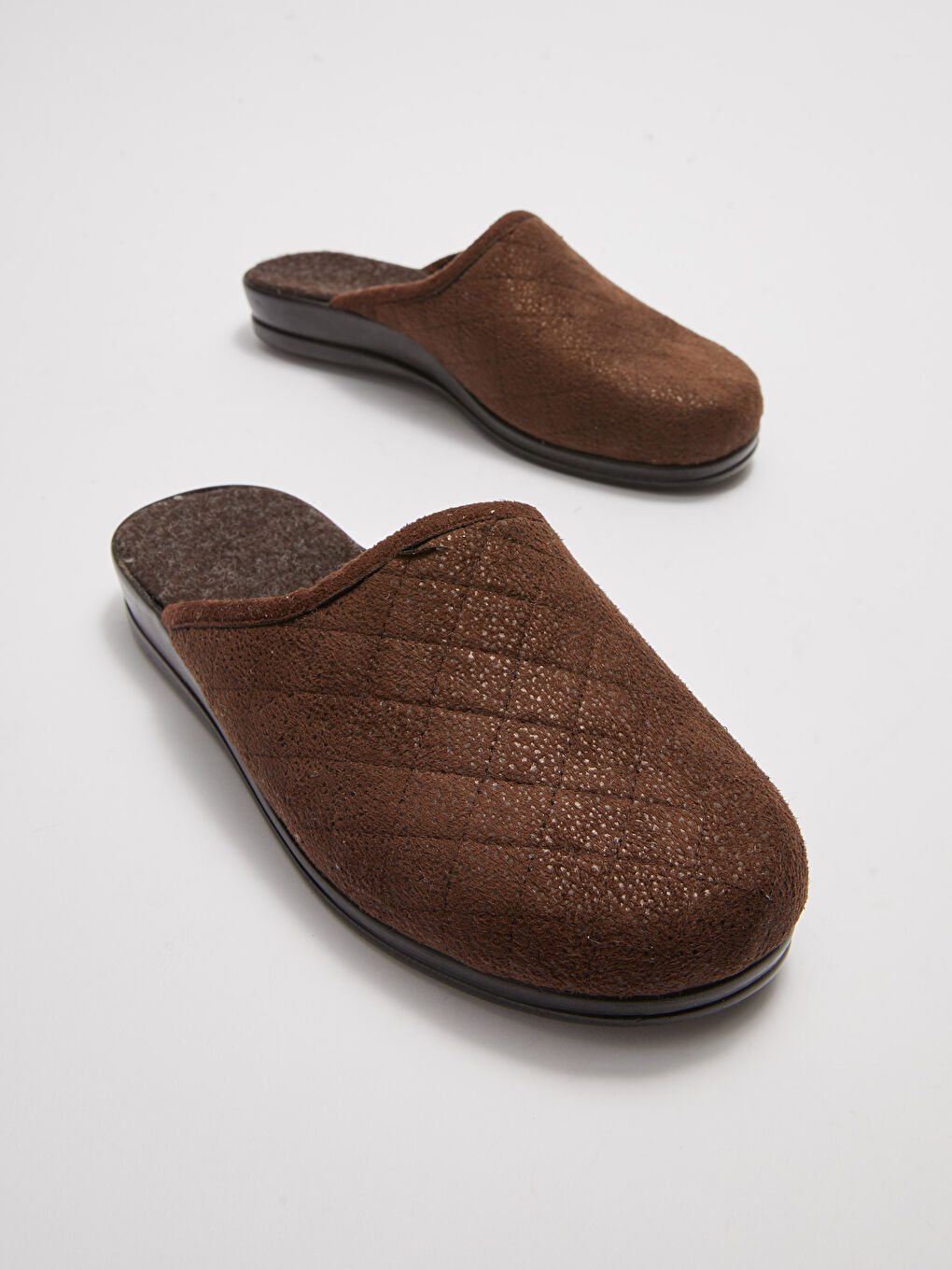 Kahverengi Önü Kapalı Erkek Ev Terliği-2