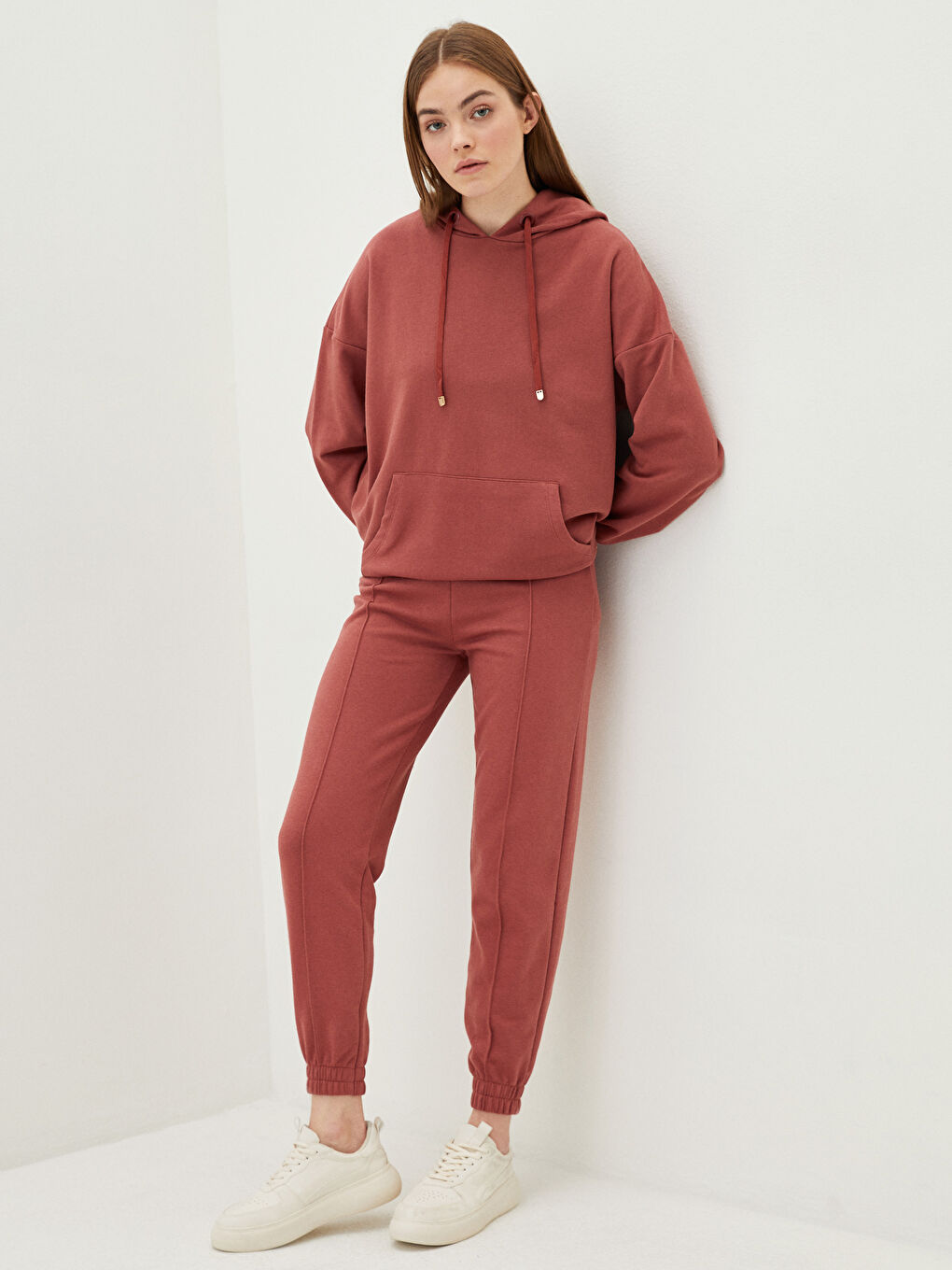 Pembe Beli Lastikli Düz Cep Detaylı Kadın Jogger Eşofman Altı