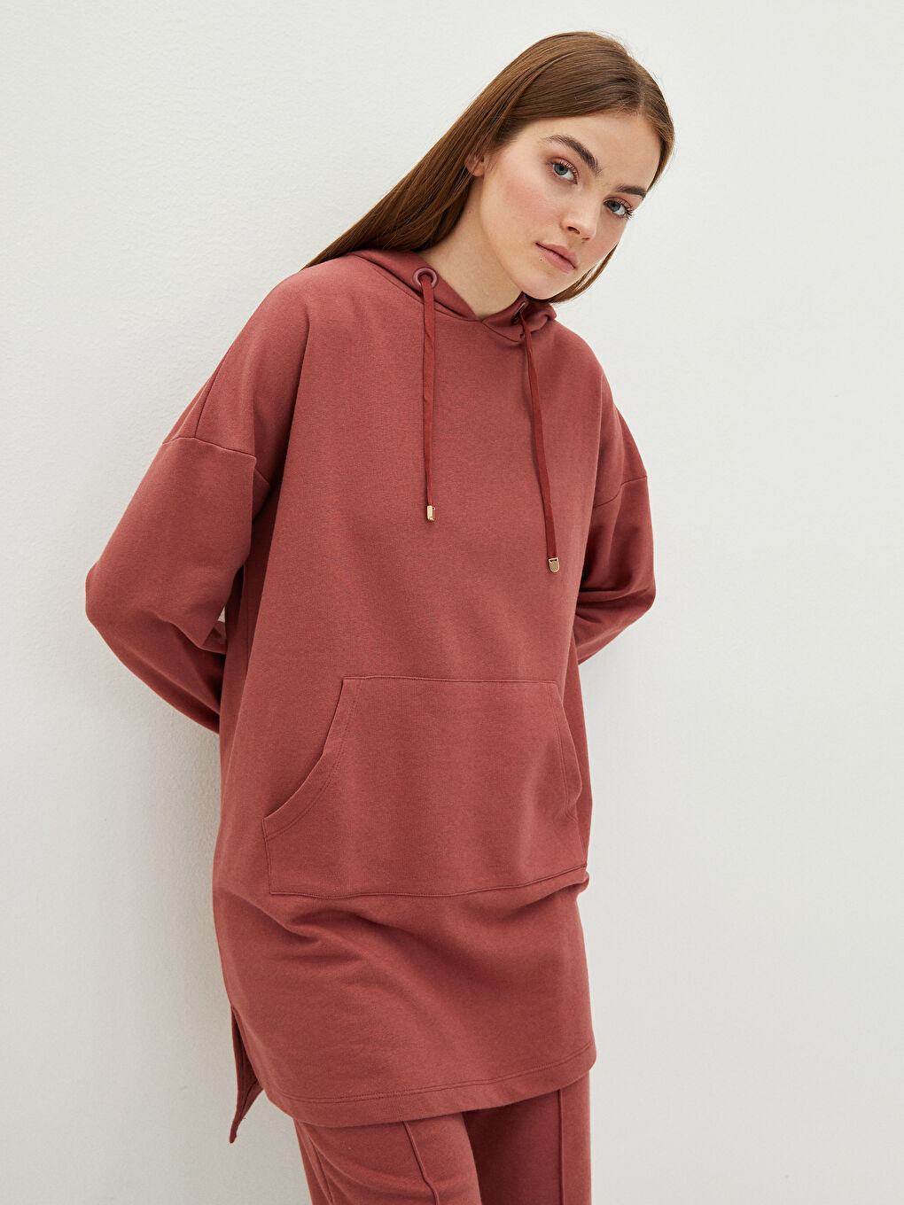 Pembe Kapüşonlu Düz Uzun Kollu Oversize Kadın Sweatshirt Tunik-1