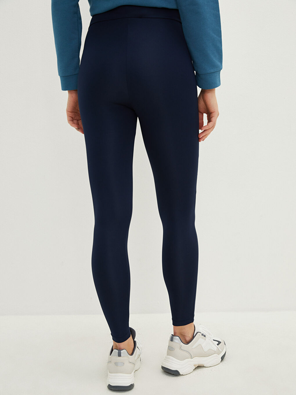 Elastic Waist Plain Maternity Leggings-3