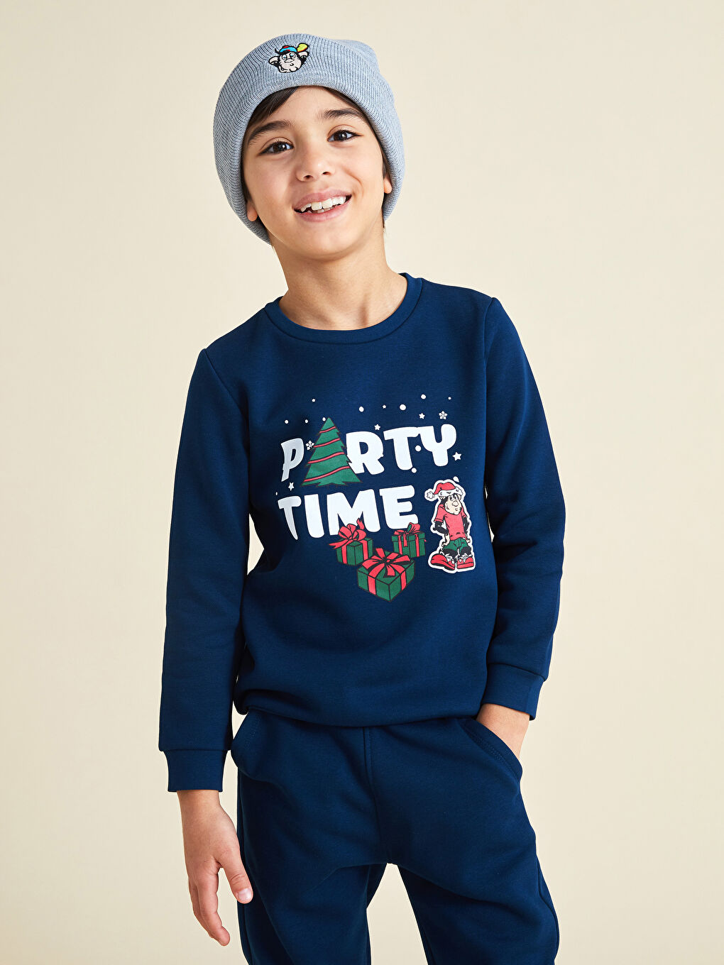 LCW Kids Crew Neck Nostalgic Monkey Printed New Year Themed Long Sleeve Boy Sweatshirt -W1L706Z4-JC7