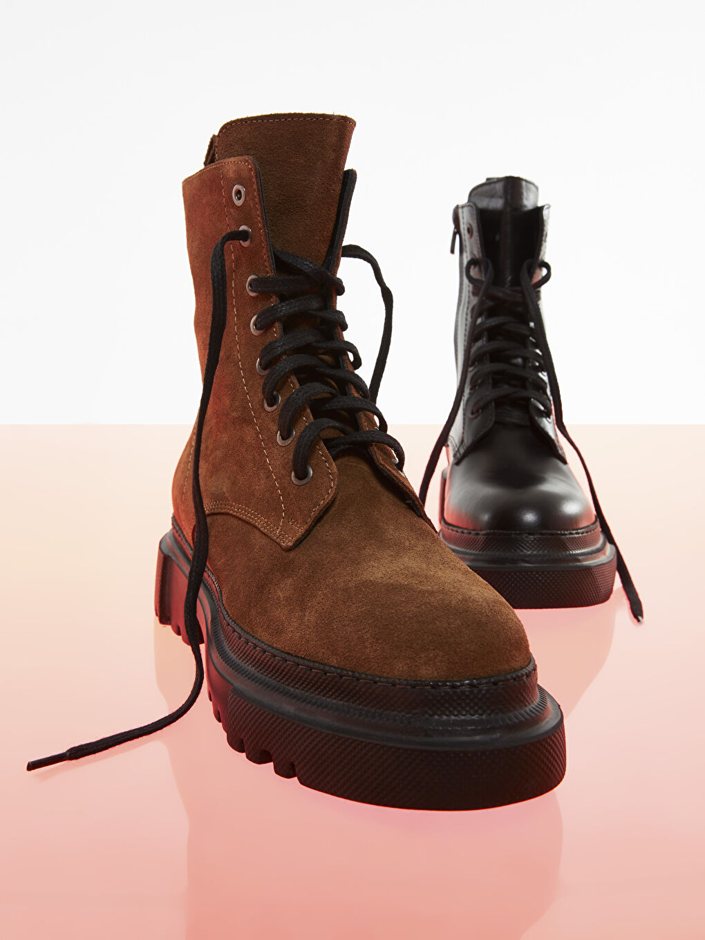 Kahverengi Gerçek Deri Bağcık ve Fermuarlı Kalın Taban Kadın Bot