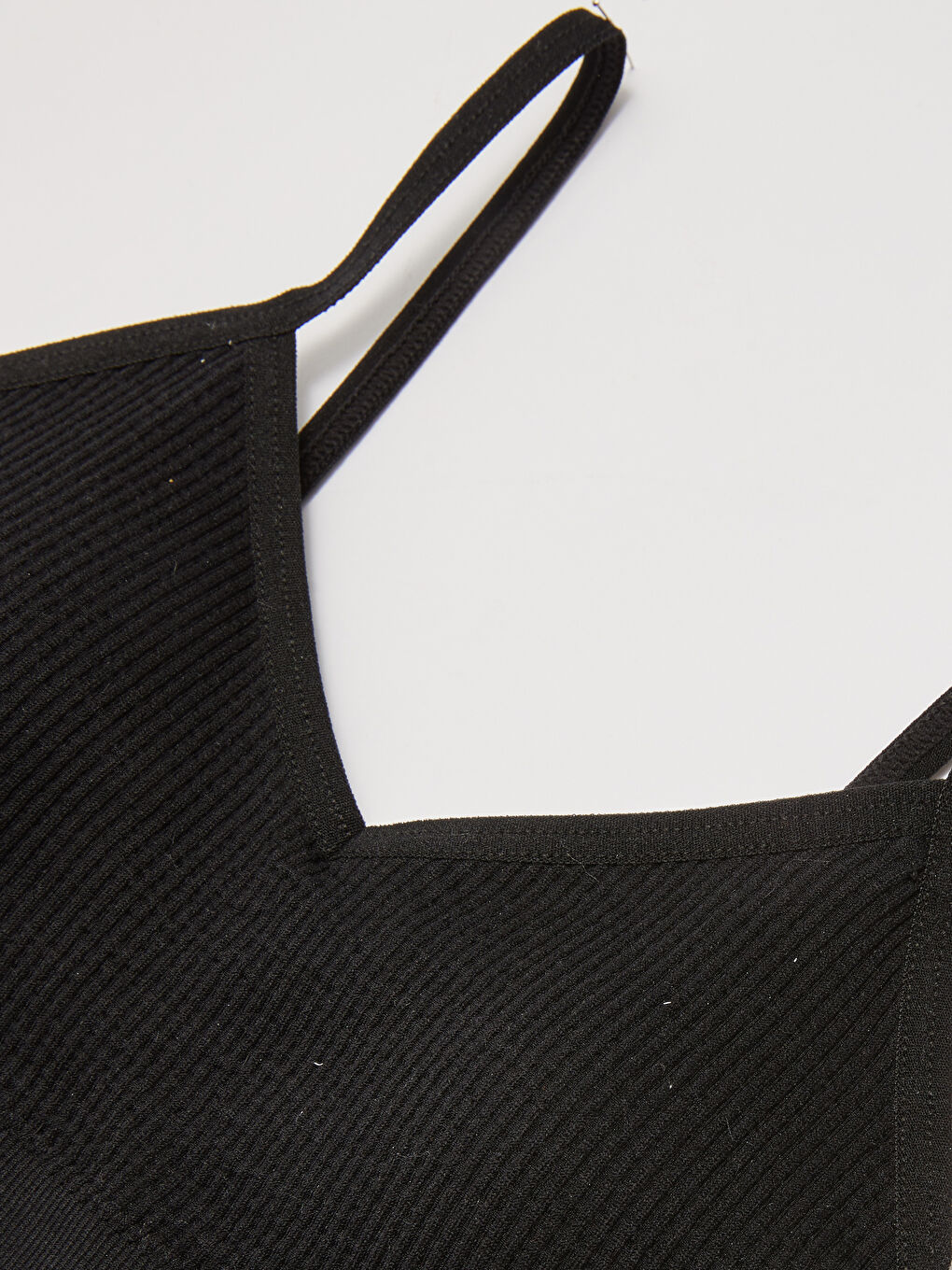 Siyah Askılı Kız Çocuk Büstiyer-2