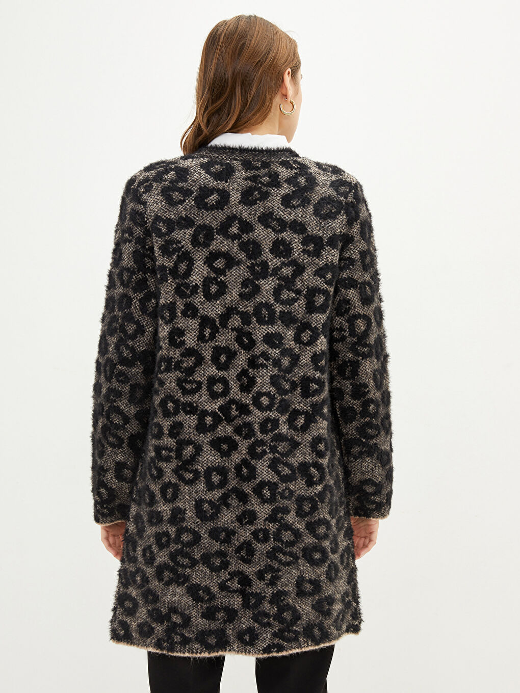 Bej Şal Yaka Desenli Uzun Kollu Kadın Triko Hırka-3