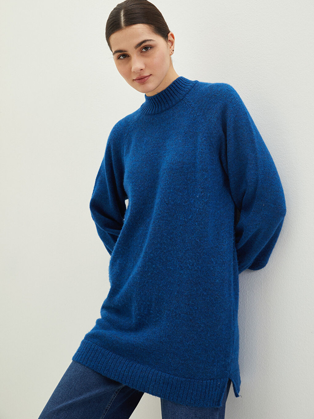 Mavi Yarım Balıkçı Yaka Oversize Kadın Triko Tunik-1