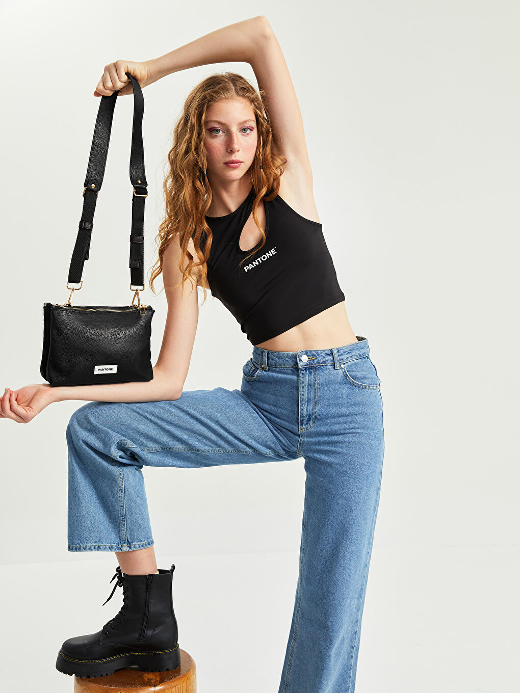 Siyah Ayarlanabilir Askılı Kadın Kol Çantası