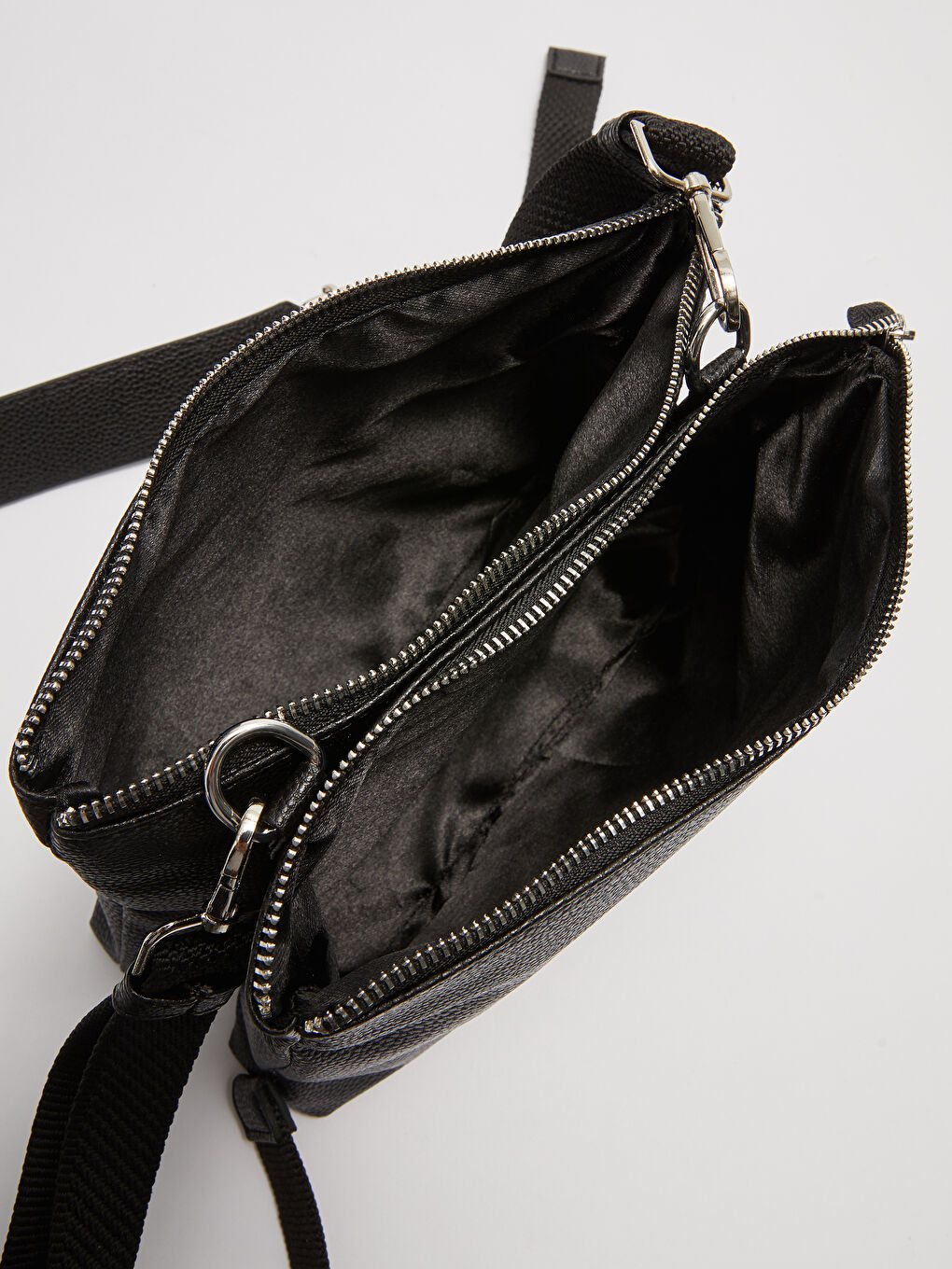 Siyah Ayarlanabilir Askılı Kadın Kol Çantası-5