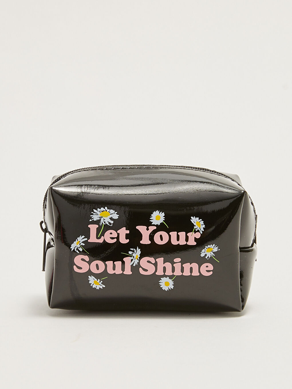 محفظة عملات معدنية مطبوعة بحروف للسيدات