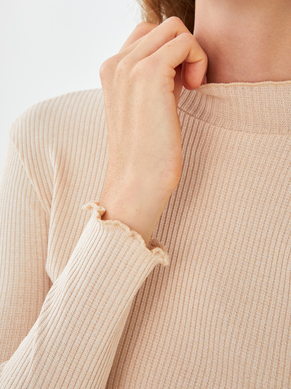 Funnel Neck Plain Long Sleeve Women's T-shirt-3