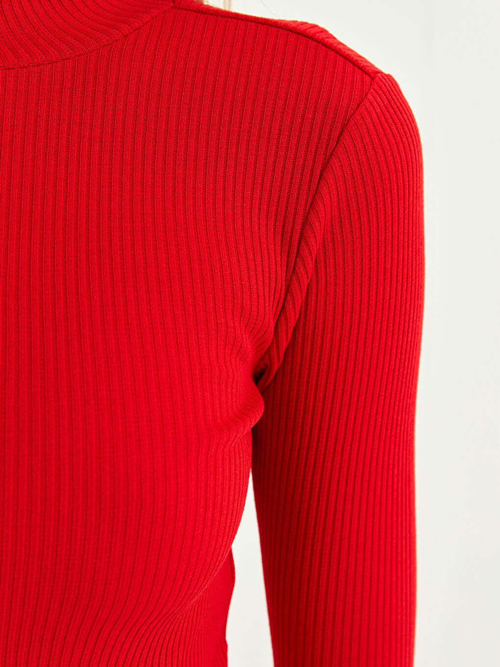Funnel Neck Plain Long Sleeve Women's T-Shirt-3
