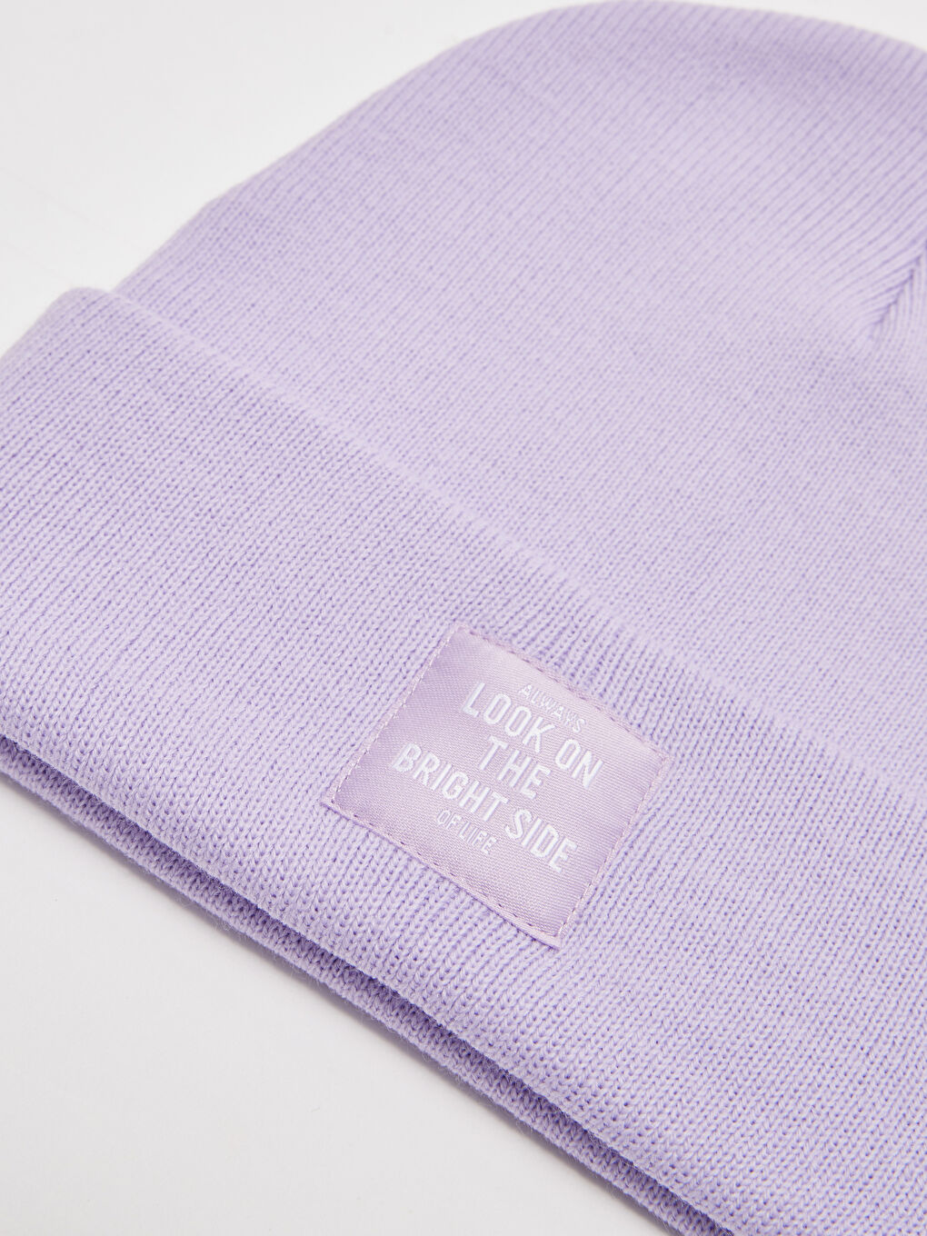 Tag Detailed Women's Tricot Beanie-1