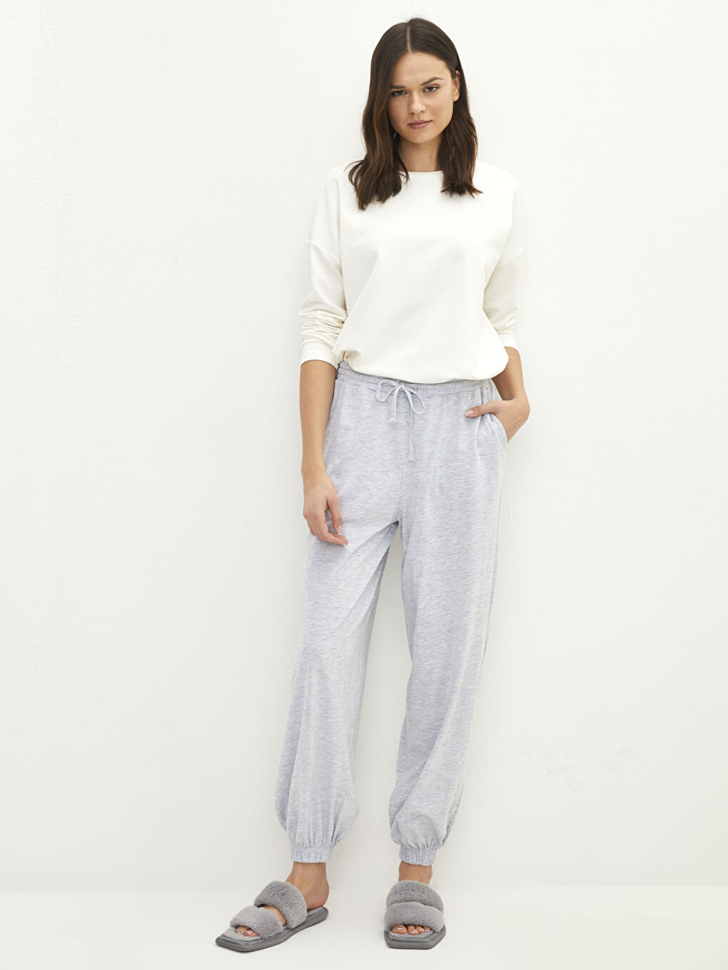 Пижамные Брюки Джоггеры Женские С Плоскими Карманами На Резинке-1