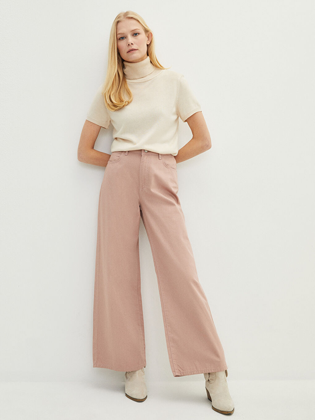 Standard Fit Pocket Detailed Women's Jeans-1