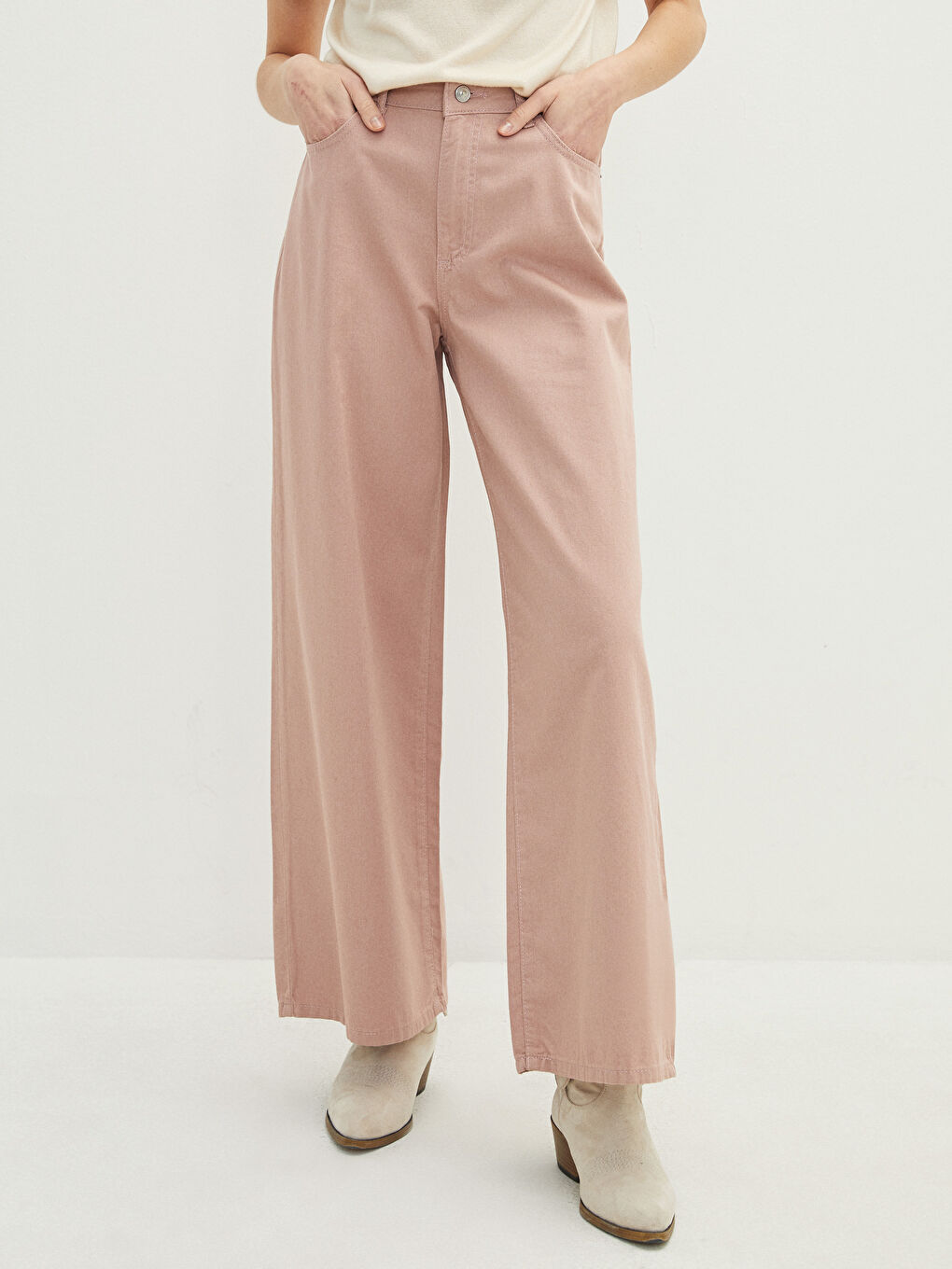 Standard Fit Pocket Detailed Women's Jeans-2