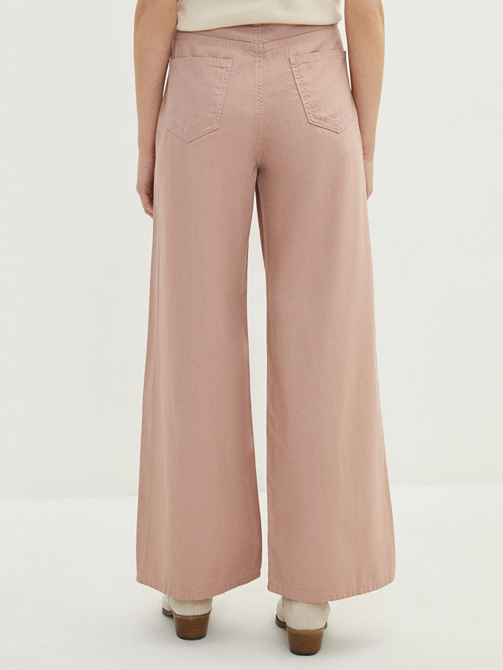 Standard Fit Pocket Detailed Women's Jeans-3