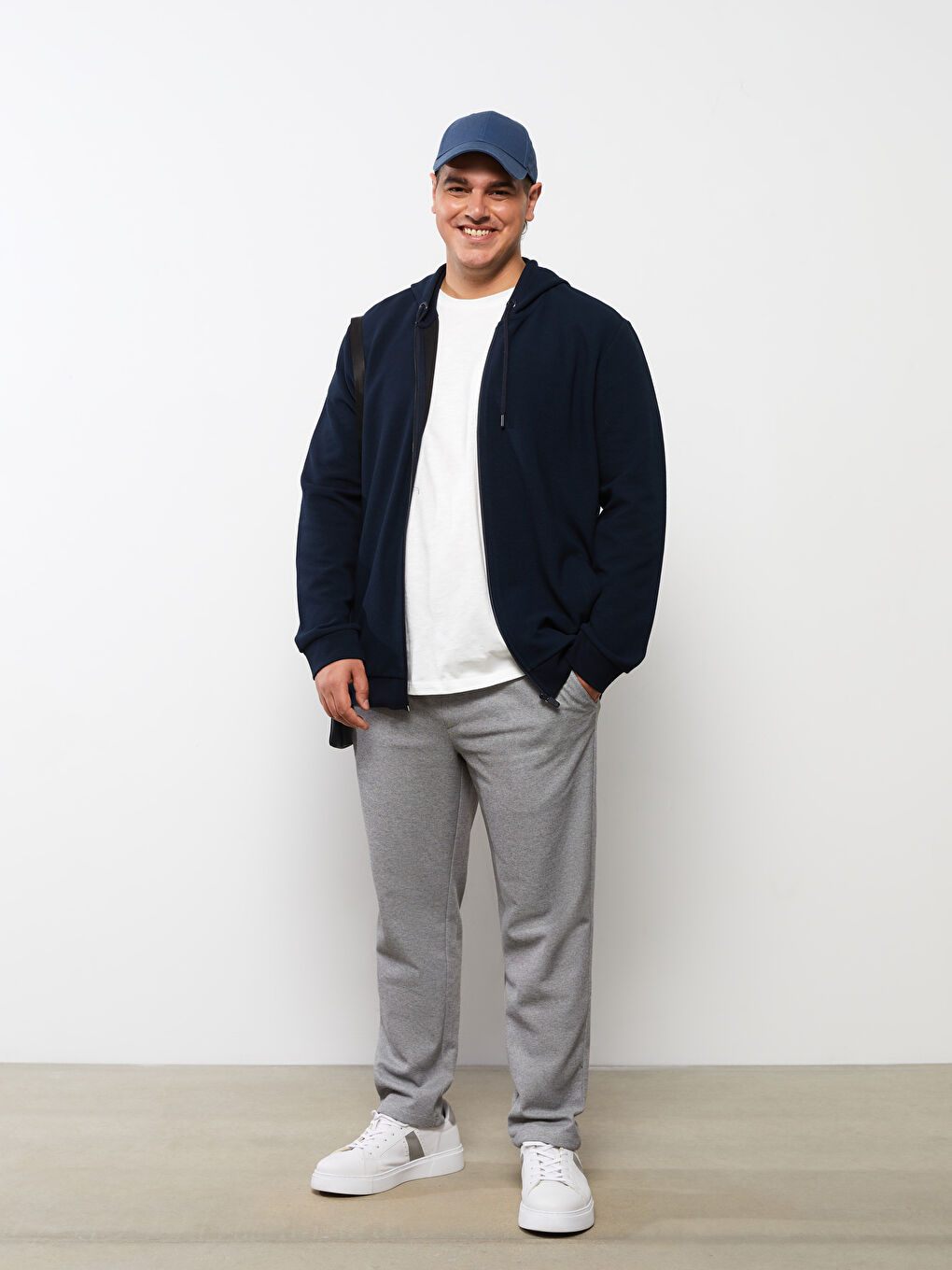 Lacivert Kapüşonlu Uzun Kollu Erkek Fermuarlı Sweatshirt