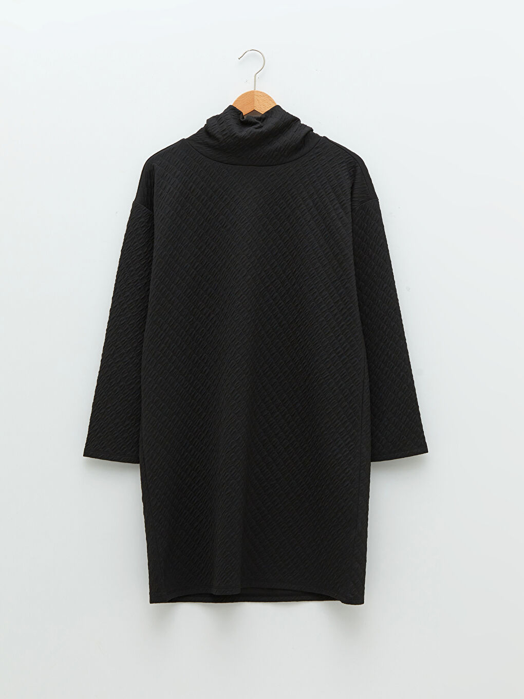 LCWAIKIKI Basic Standing Collar Quilted Patterned Long Sleeve Oversized Women's Tunic -W1L941Z8-CVL