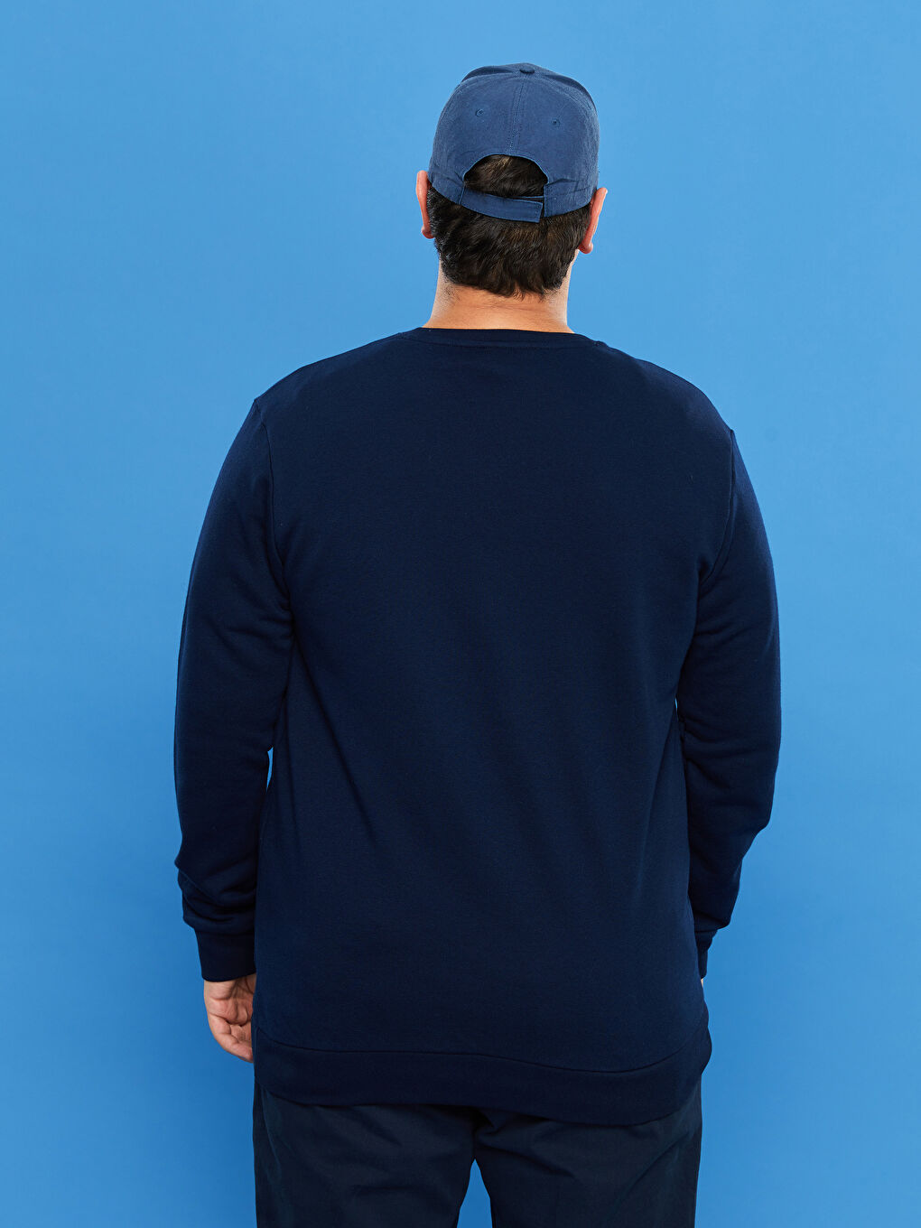 Plus Size Crew Neck Long Sleeve Basic Men's Sweatshirt-4