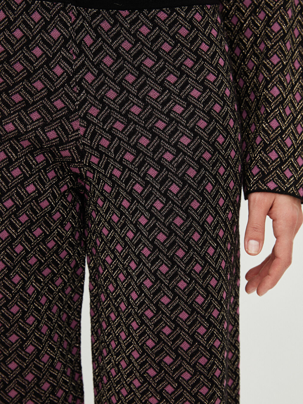 LCWAIKIKI Classic Elastic Waist Patterned Women's Knit Trousers -W1L978Z8-CVL