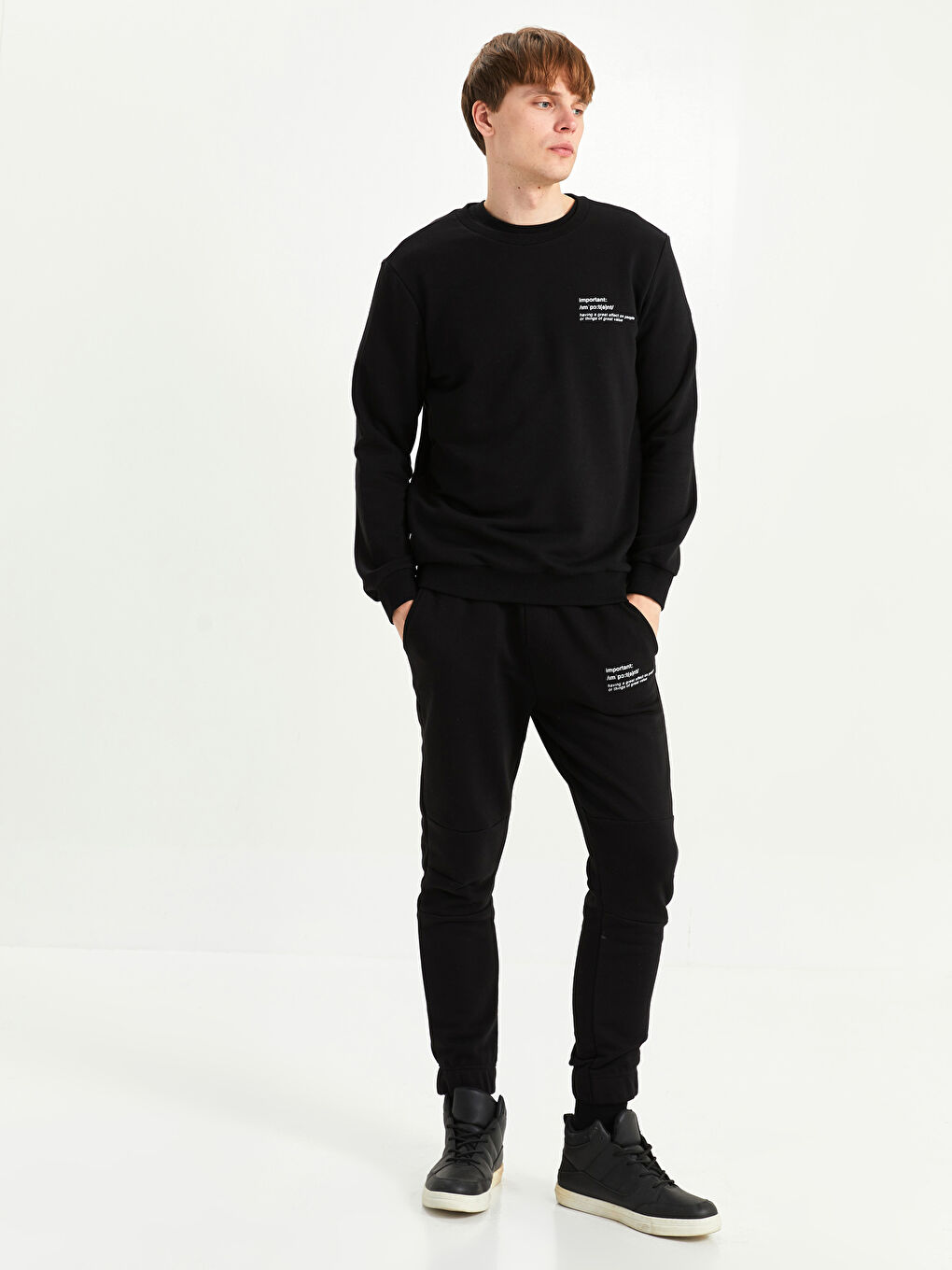 Siyah Bisiklet Yaka Uzun Kollu Baskılı Erkek Sweatshirt-3