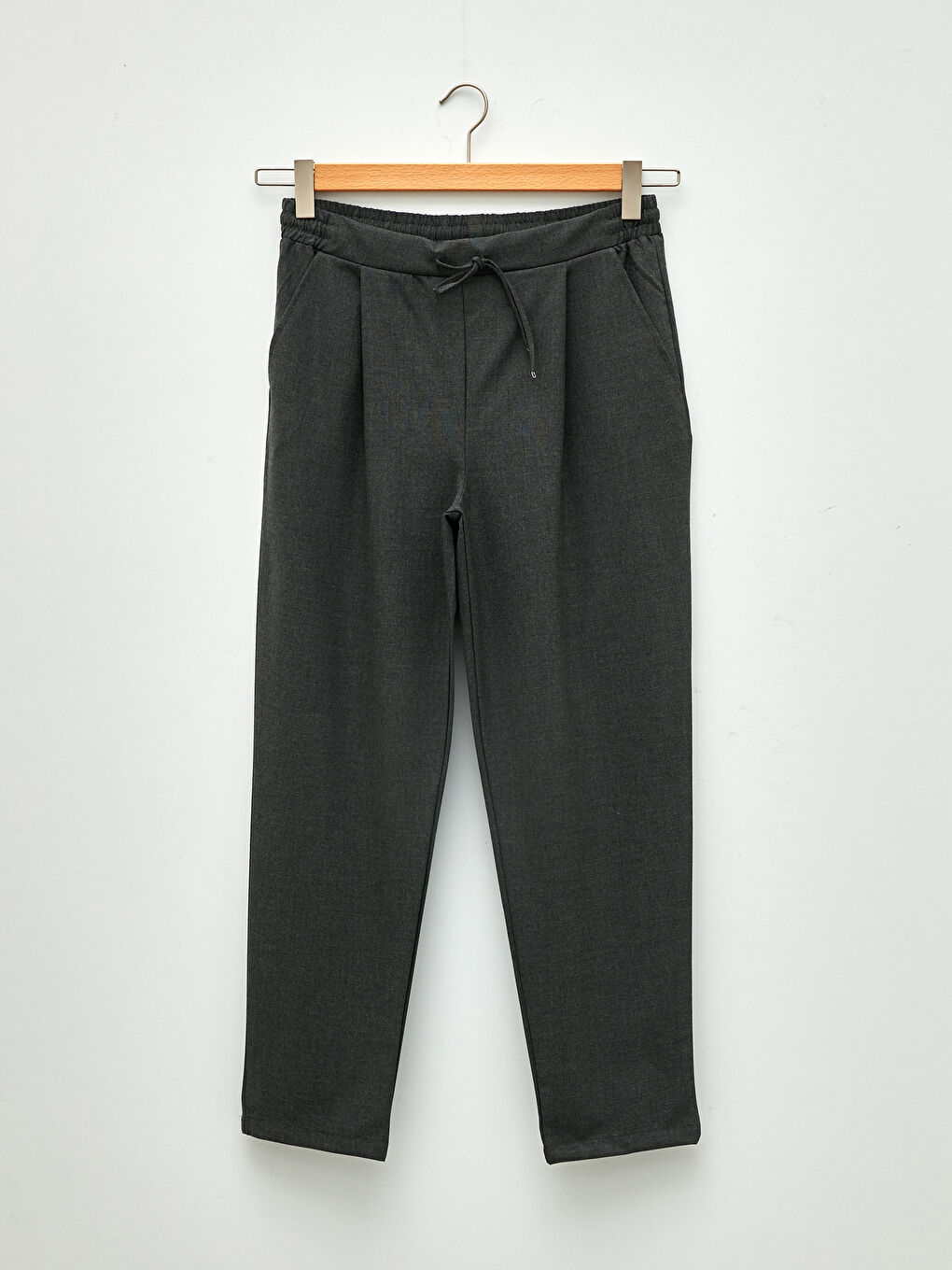 Elastic Waist Comfortable Fit Pocket Detailed Women's Trousers-5
