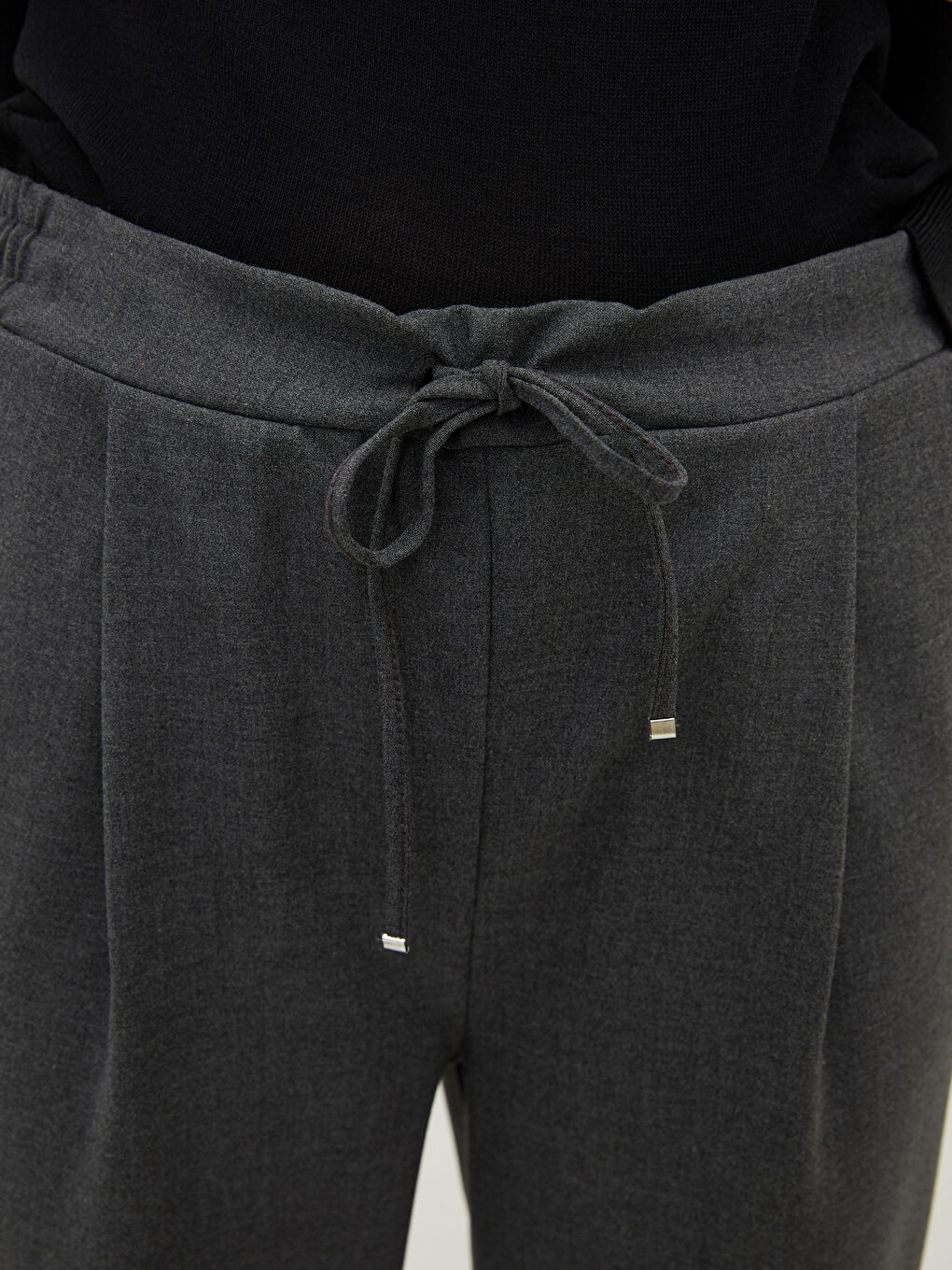 Elastic Waist Comfortable Fit Pocket Detailed Women's Trousers-2