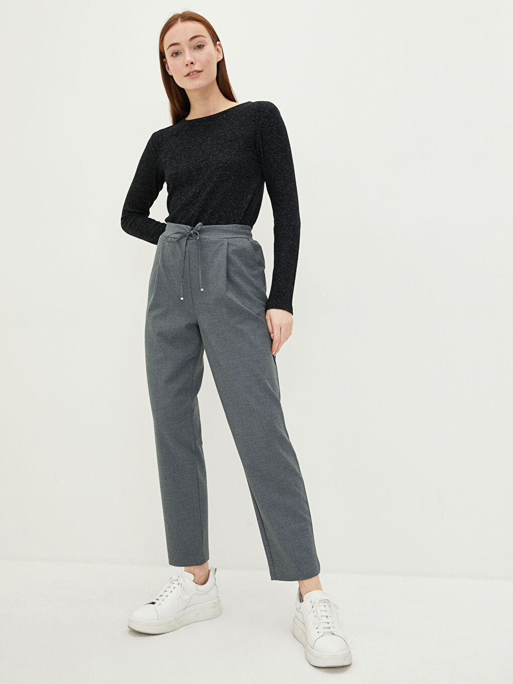Pantalon à Taille Élastiquée Coupe Confortable avec Détails Poches pour Femmes-1