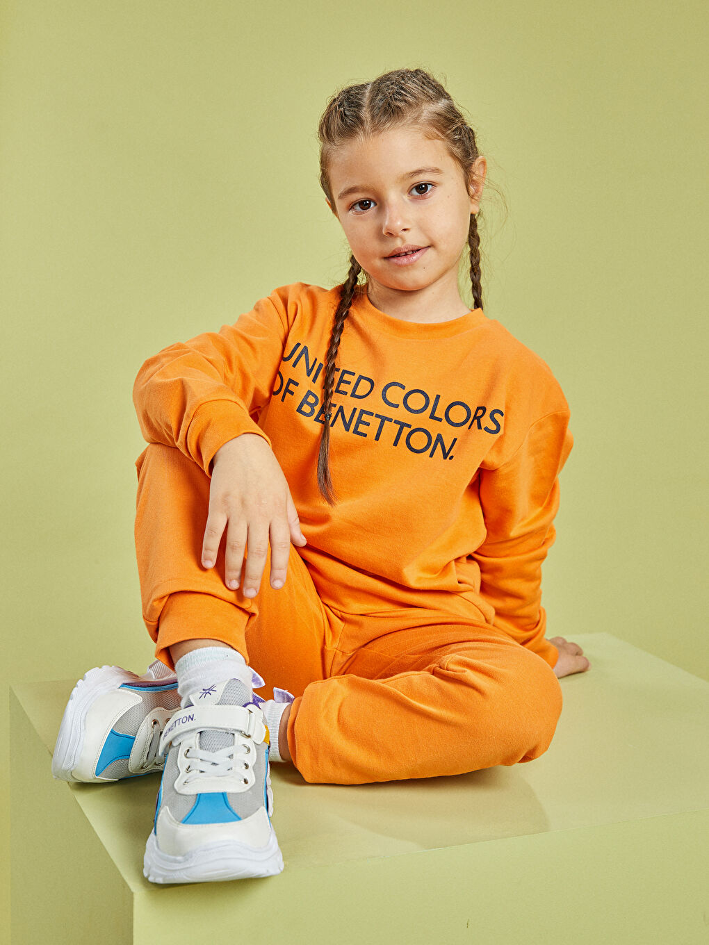 Turuncu Bisiklet Yaka Baskılı Uzun Kollu Pamuklu Kız Çocuk Sweatshirt-1