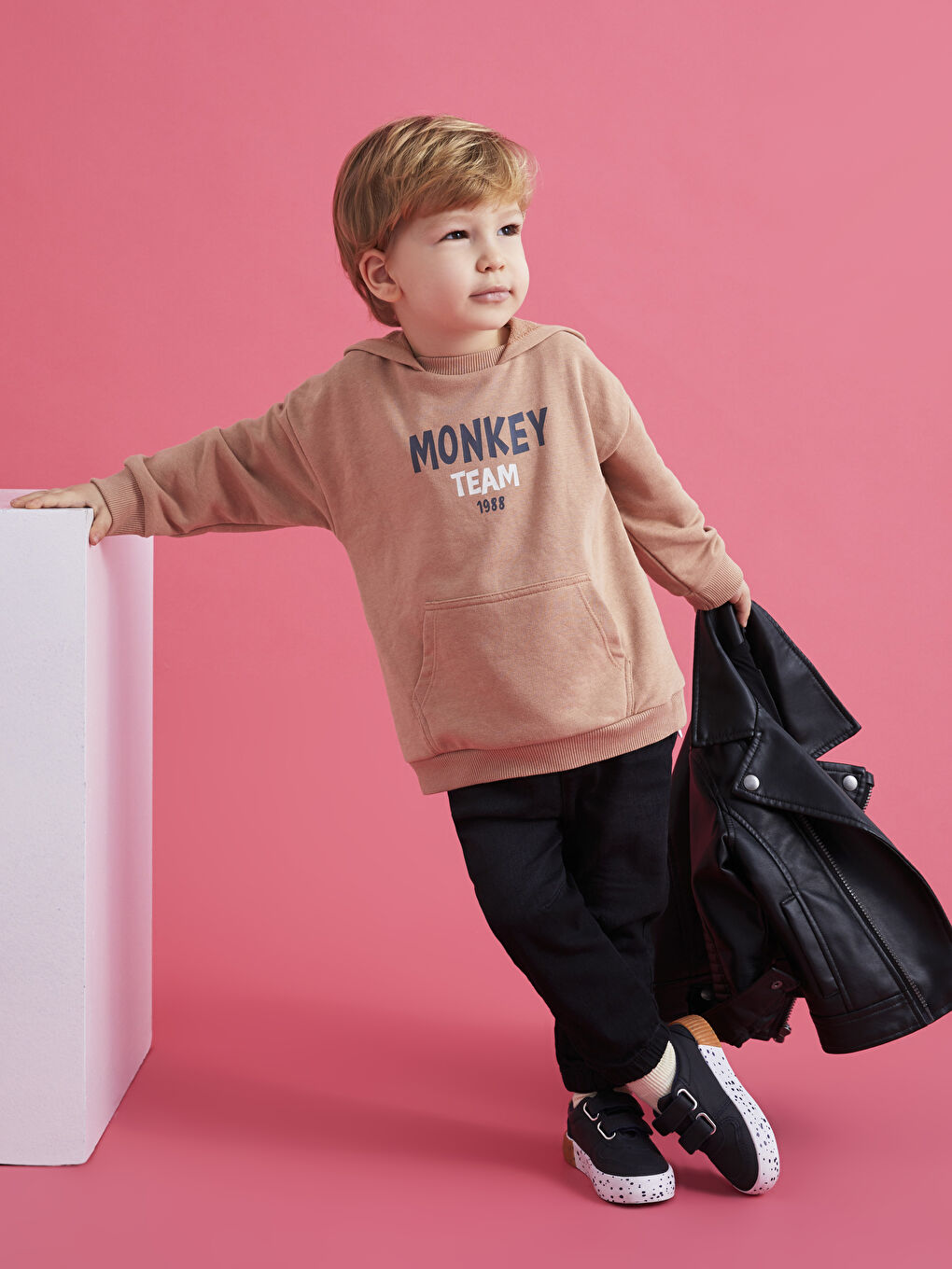 سويت شيرت بكابوش كم طويل مطبوع قرد نوستالجيك للأولاد الرضع-2