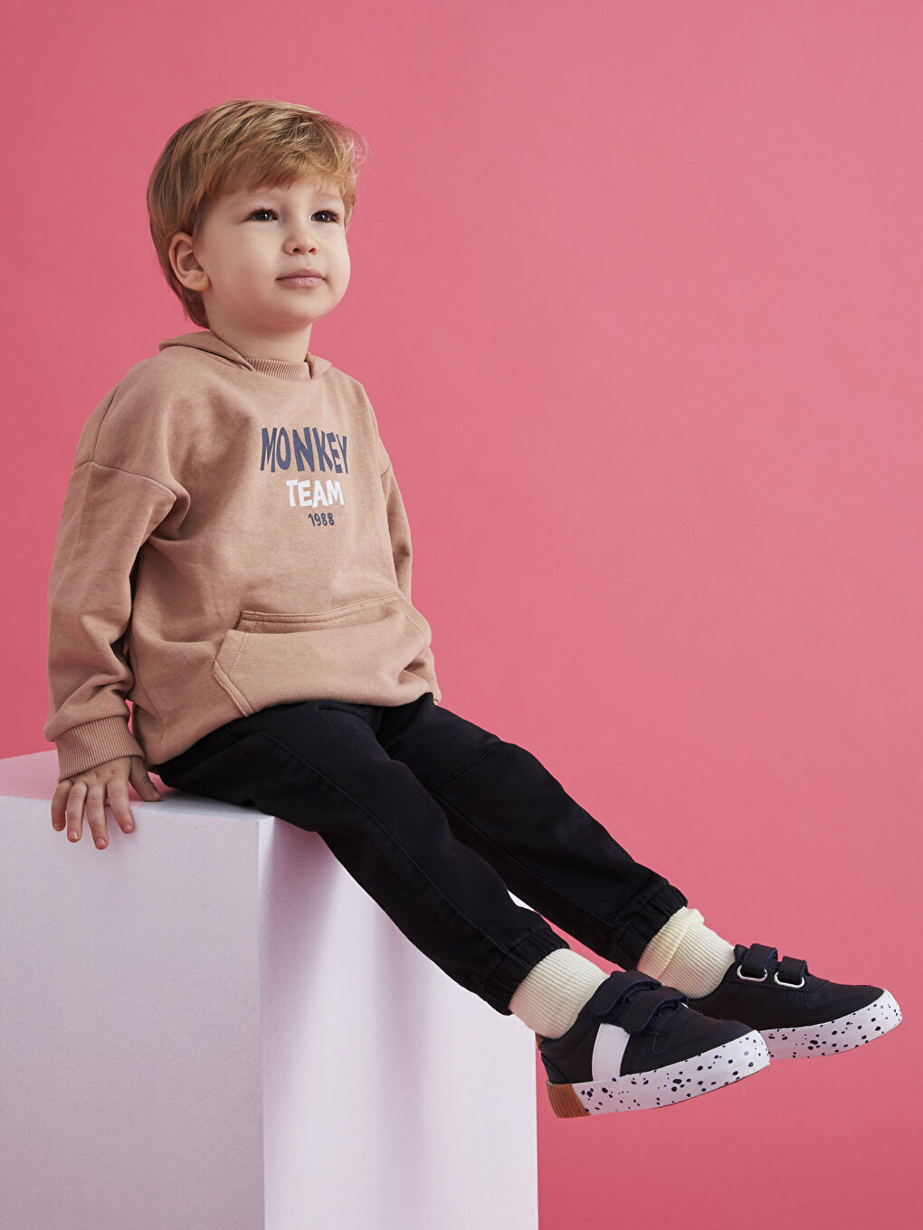 سويت شيرت بكابوش كم طويل مطبوع قرد نوستالجيك للأولاد الرضع-3