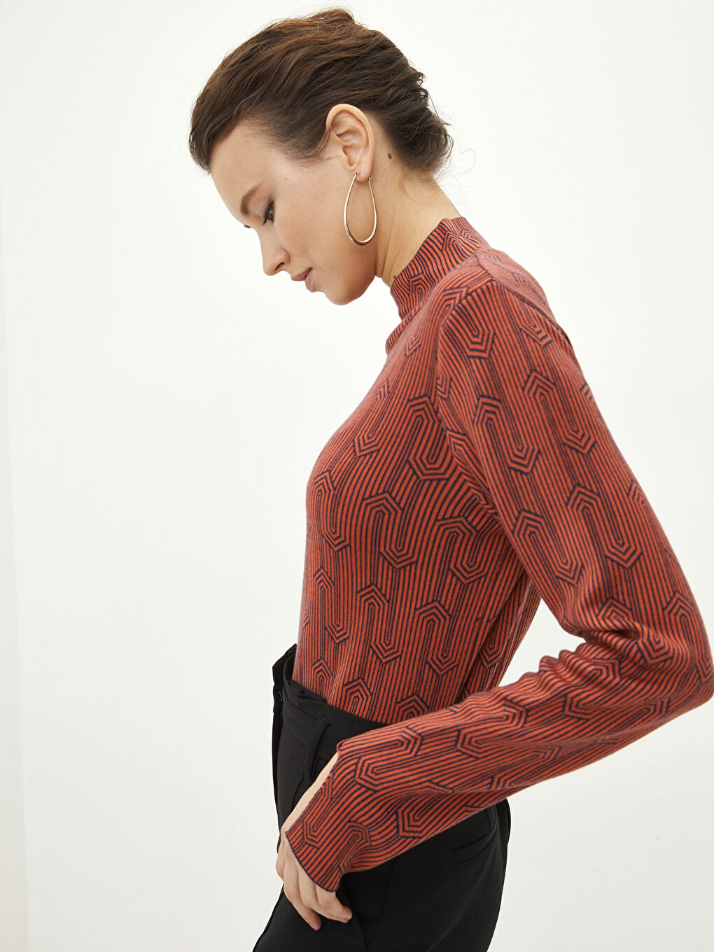 Turuncu Yarım Balıkçı Yaka Desenli Uzun Kollu Kadın Triko Kazak